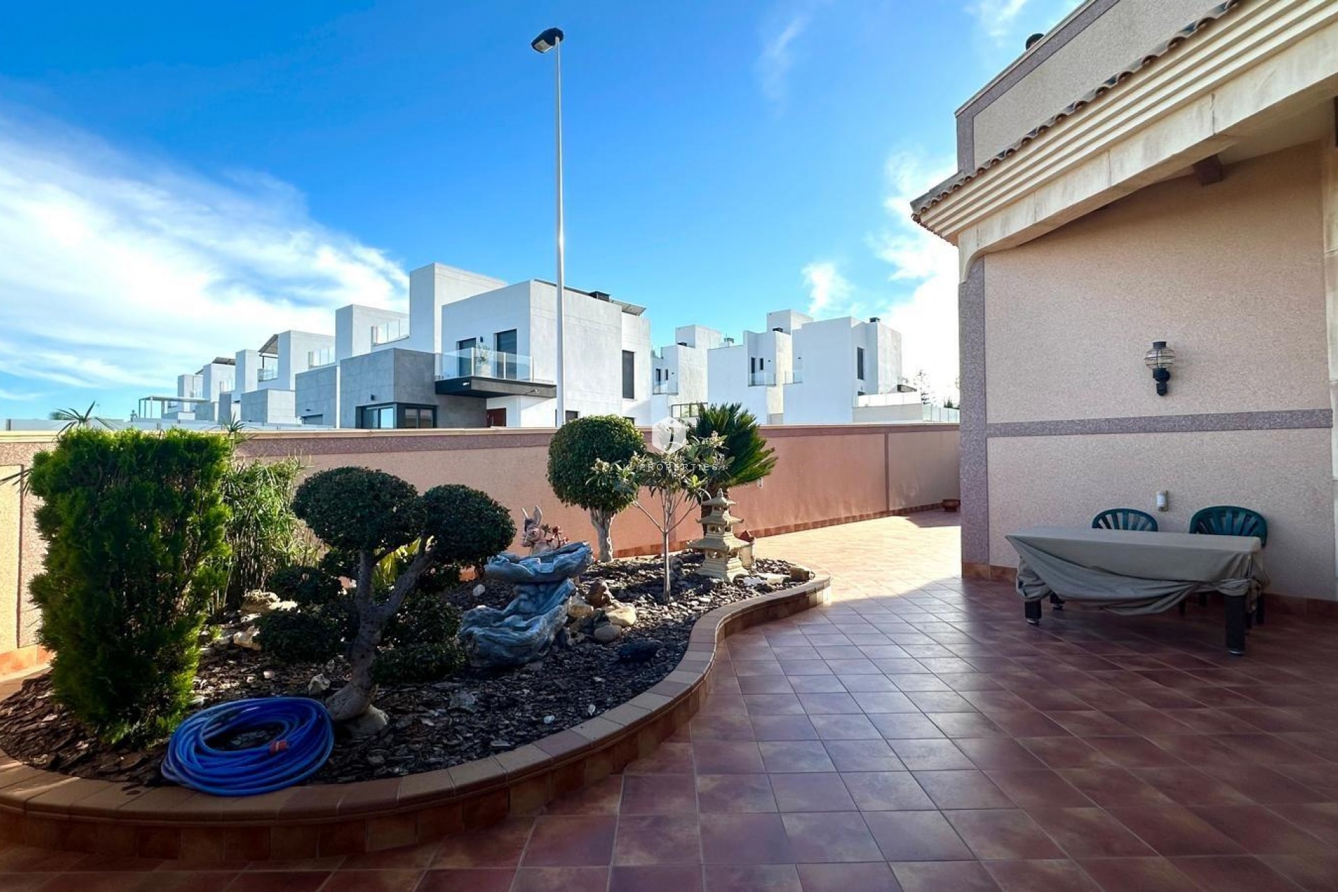 Aus zweiter Hand - Chalet -
Torrevieja - La siesta