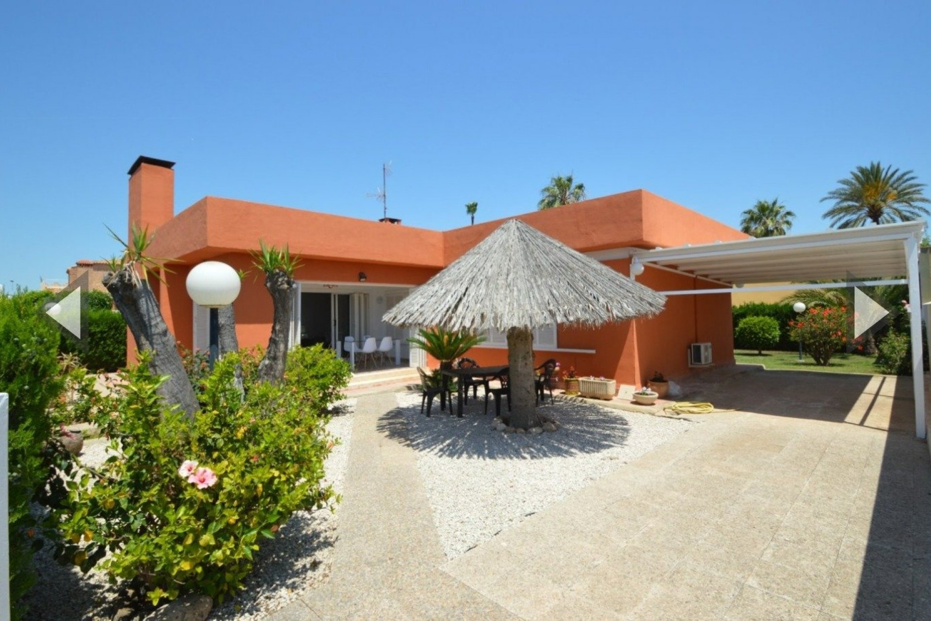 Aus zweiter Hand - Chalet -
Torrevieja - La veleta