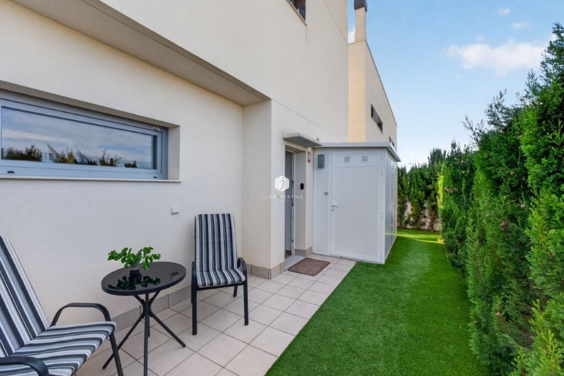 Aus zweiter Hand - Chalet -
Torrevieja - La veleta