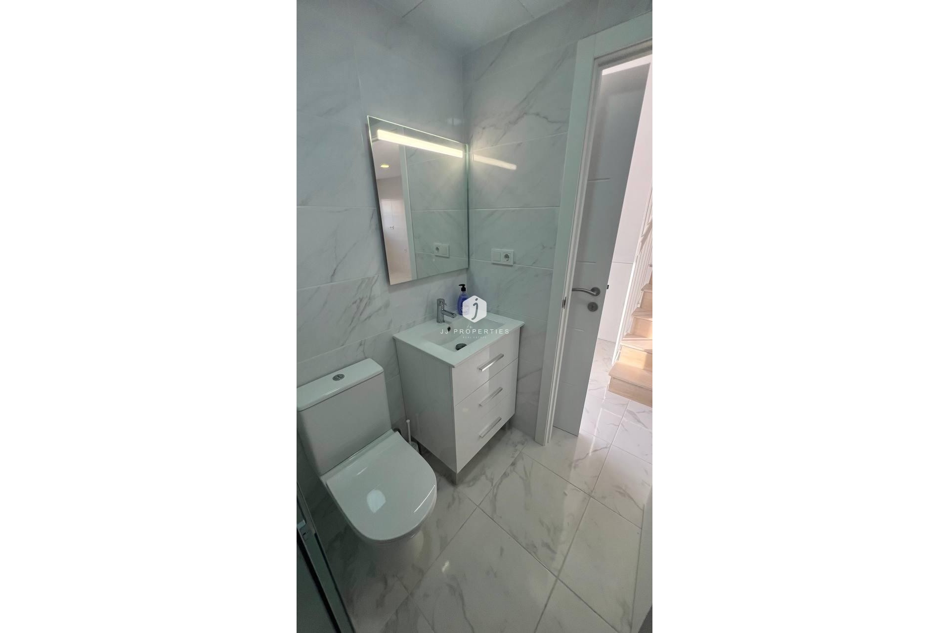 Aus zweiter Hand - Chalet -
Torrevieja - Los Balcones - Los Altos del Edén