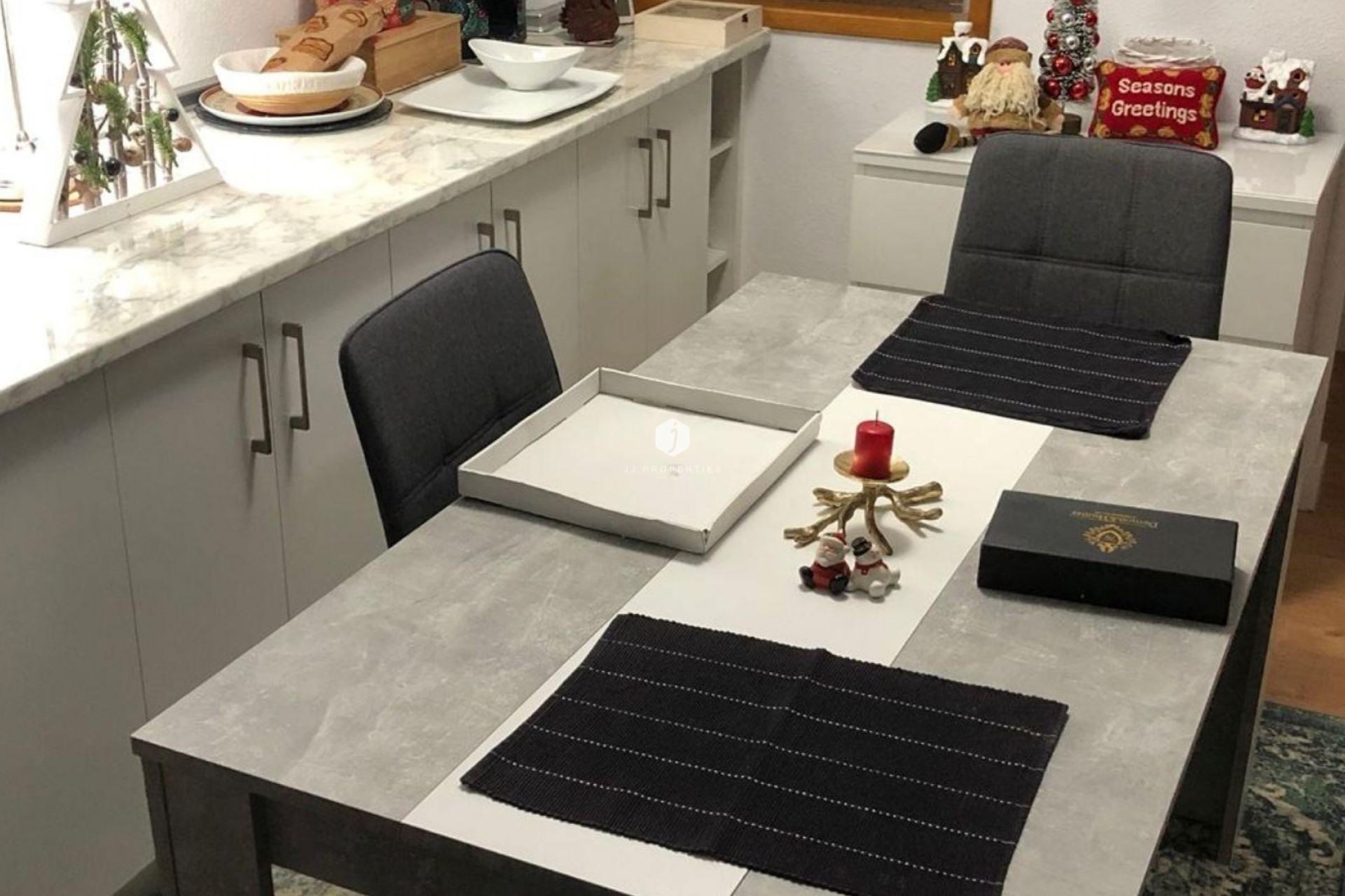 Aus zweiter Hand - Chalet -
Torrevieja - Los Balcones