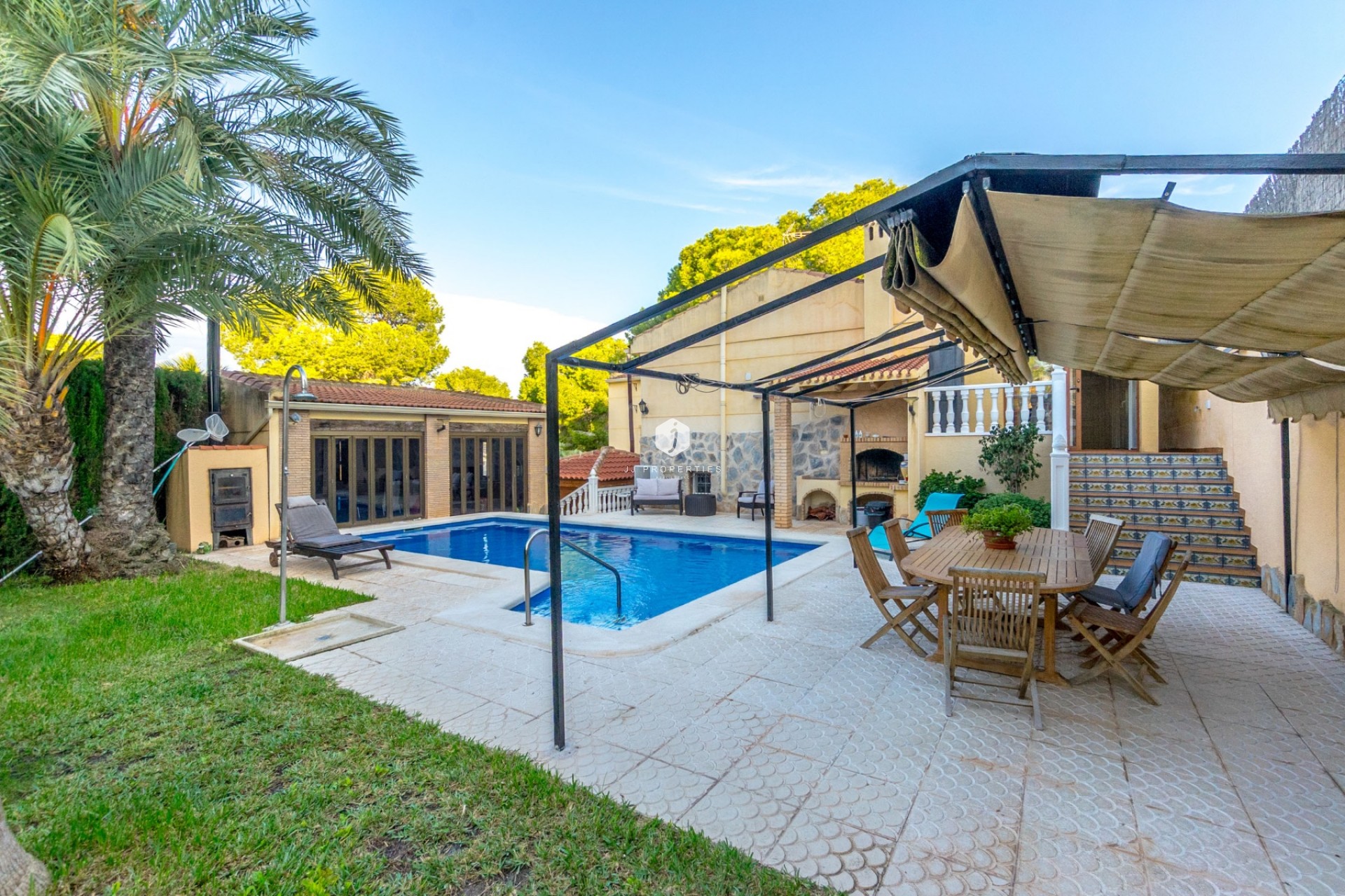 Aus zweiter Hand - Chalet -
Torrevieja - Los balcones