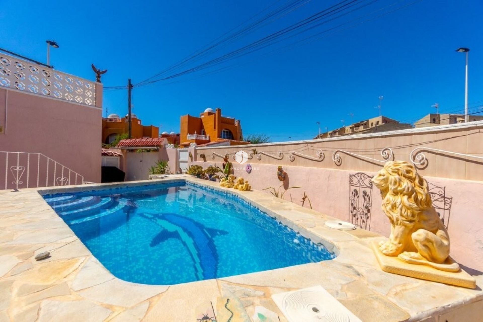 Aus zweiter Hand - Chalet -
Torrevieja - Los Frutales/ La Rosaleda