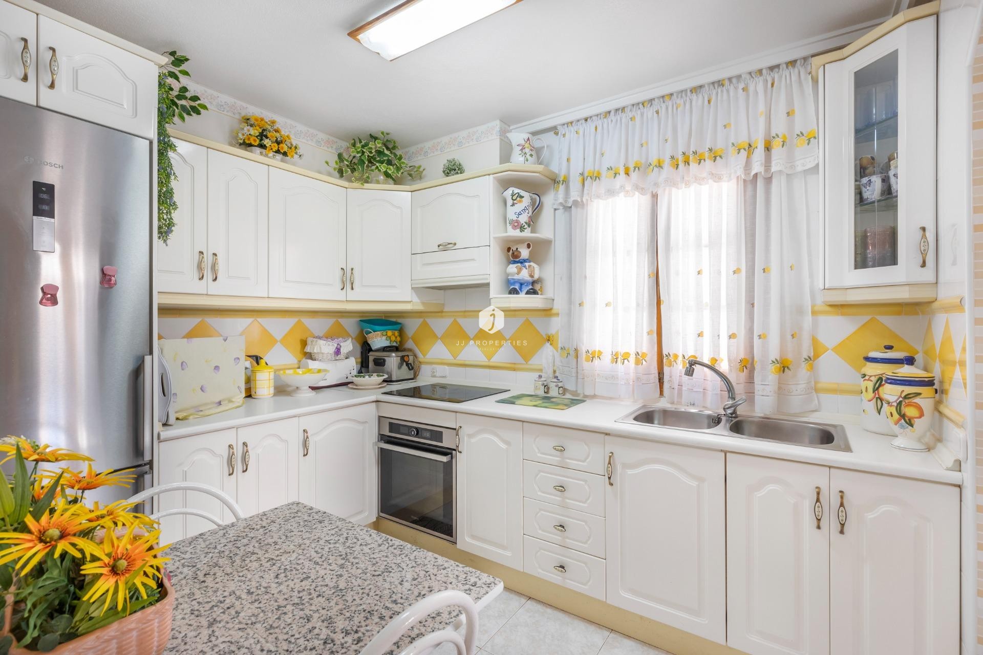 Aus zweiter Hand - Chalet -
Torrevieja - Los Frutales