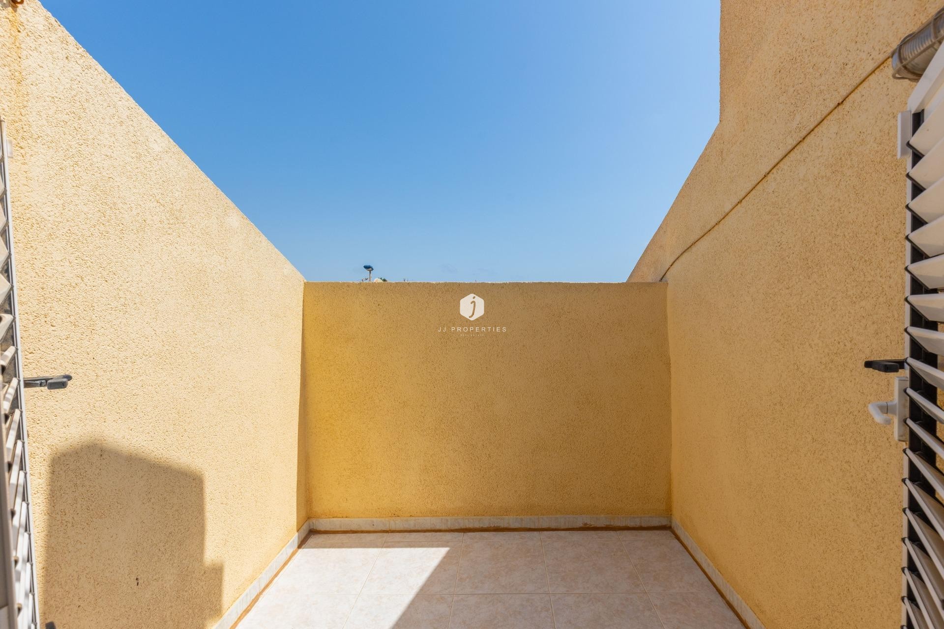 Aus zweiter Hand - Chalet -
Torrevieja - Los Frutales