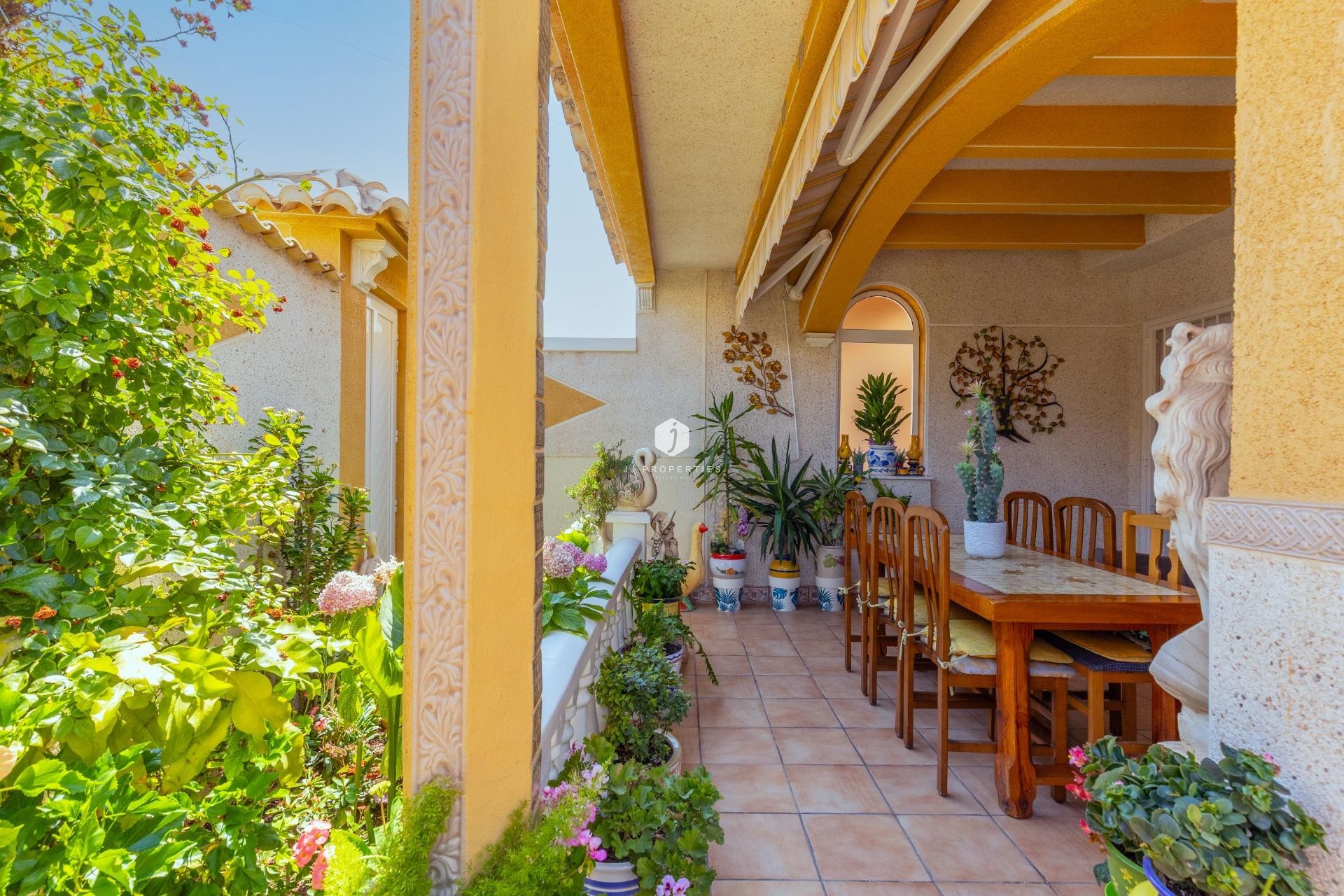 Aus zweiter Hand - Chalet -
Torrevieja - Los Frutales