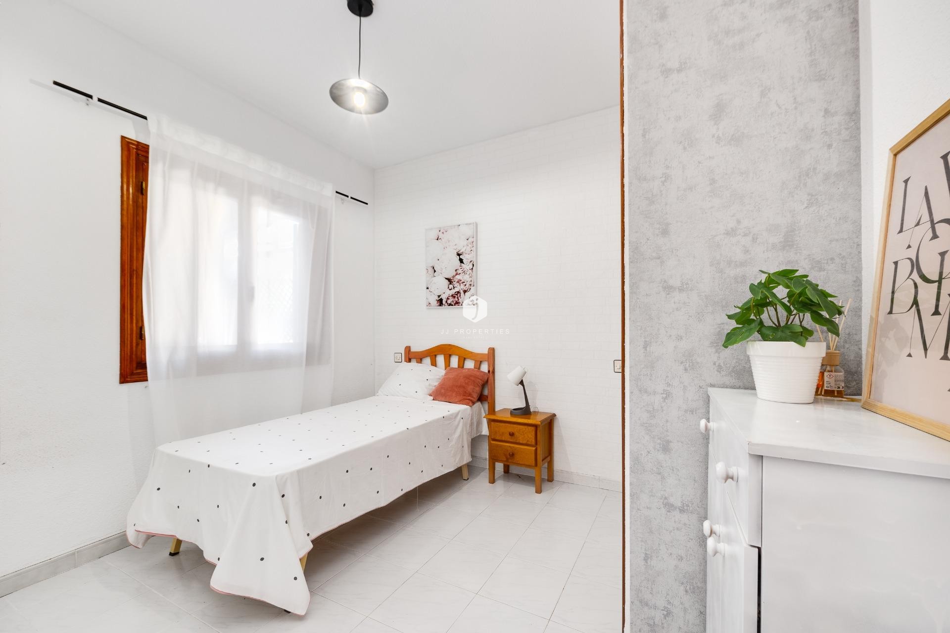 Aus zweiter Hand - Chalet -
Torrevieja - Nueva Torrevieja