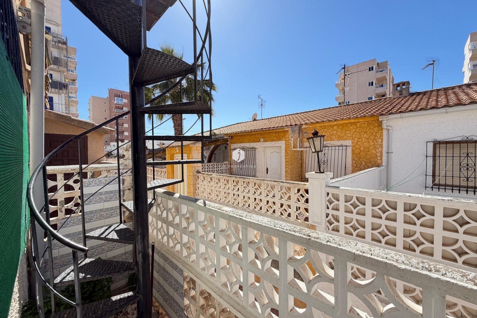 Aus zweiter Hand - Chalet -
Torrevieja - Nueva Torrevieja
