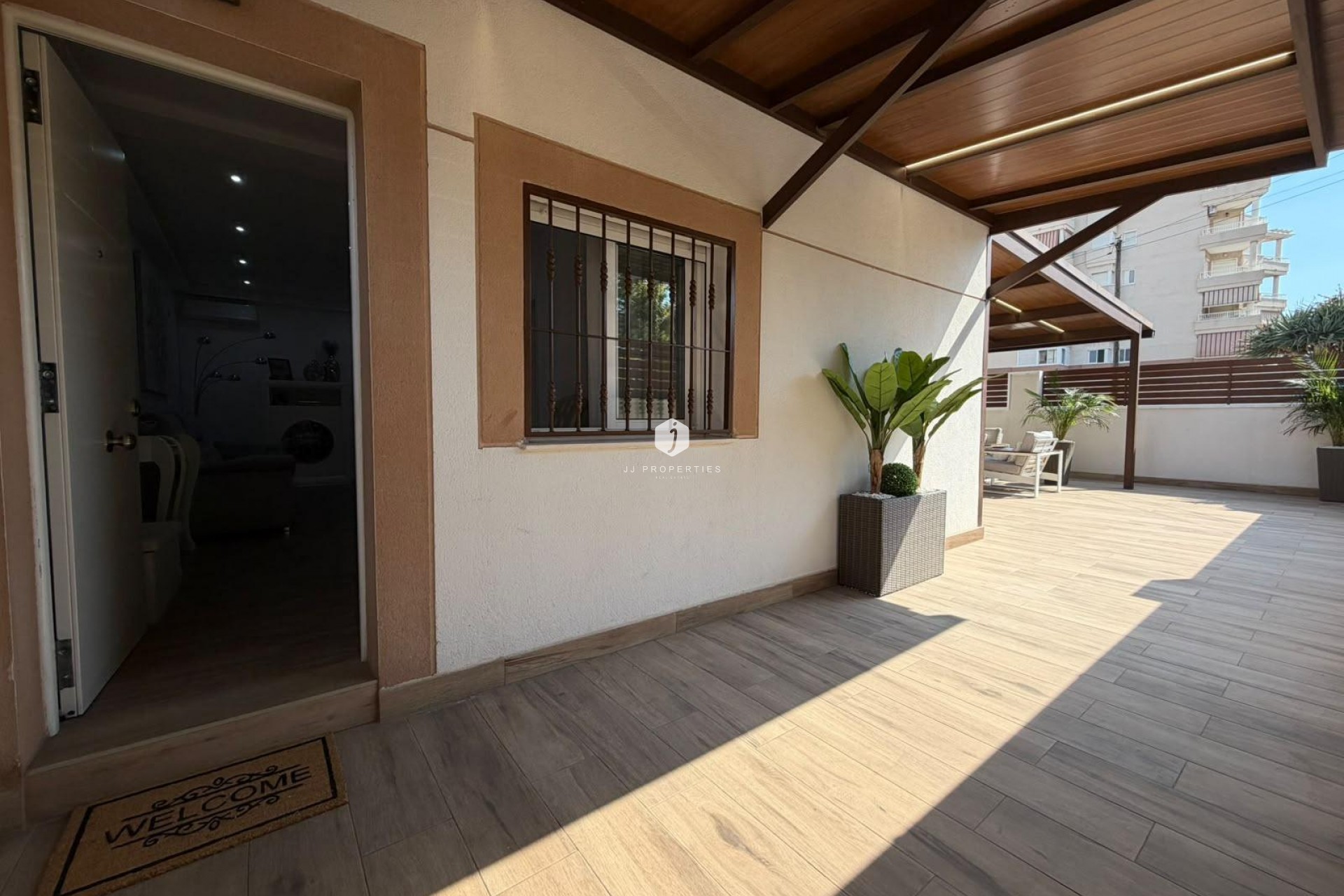 Aus zweiter Hand - Chalet -
Torrevieja - Nueva Torrevieja