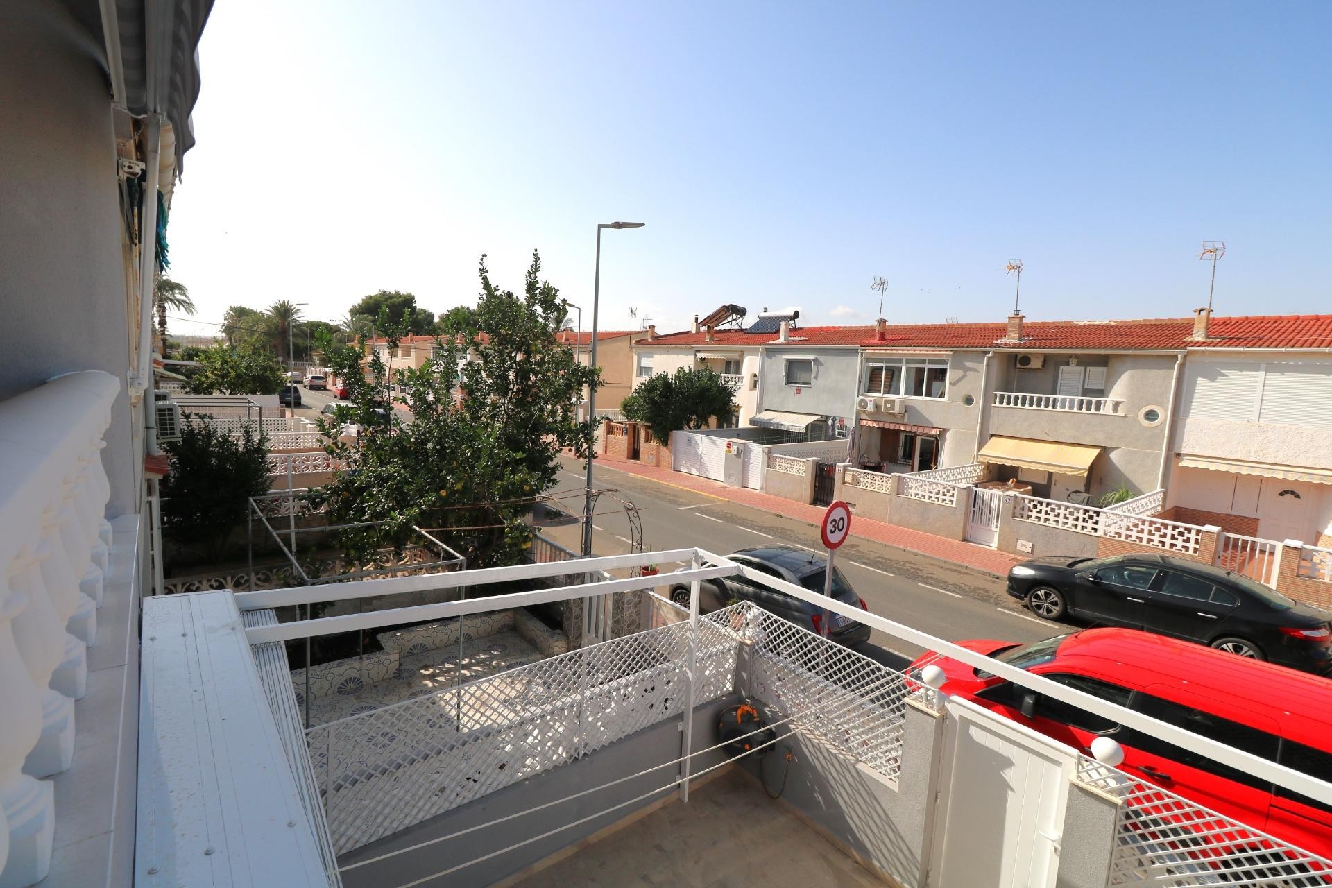 Aus zweiter Hand - Chalet -
Torrevieja - Playa de los Naufragos