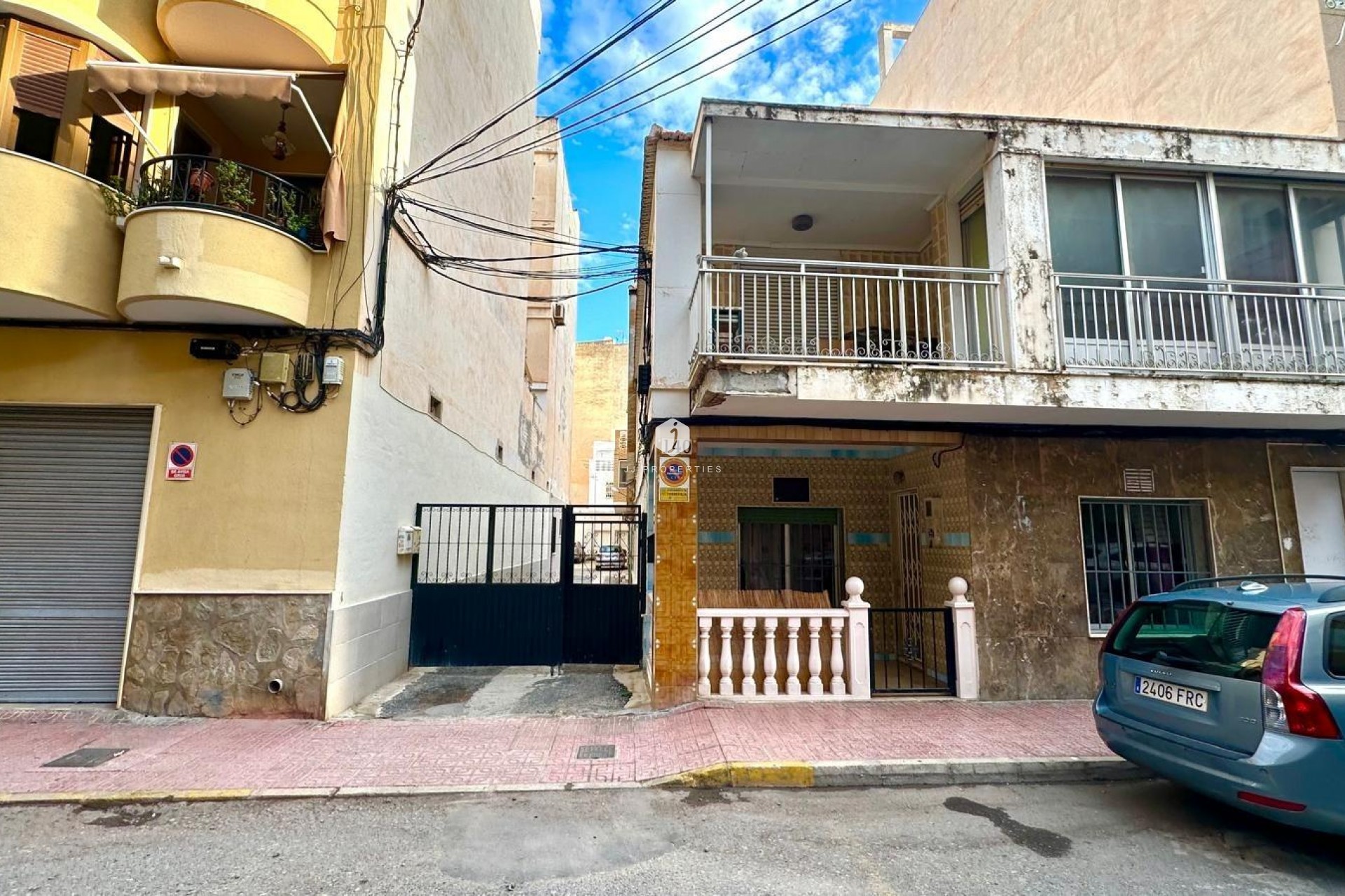 Aus zweiter Hand - Chalet -
Torrevieja - Playa del Cura