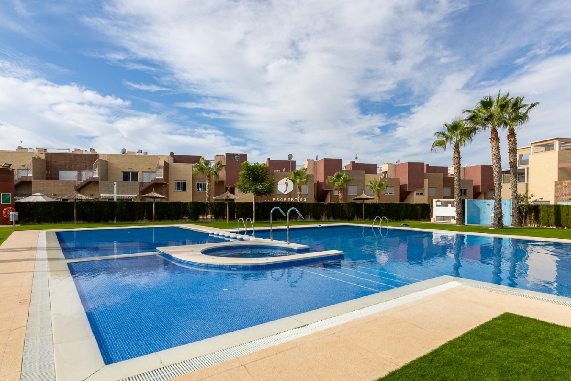 Aus zweiter Hand - Chalet -
Torrevieja - Sector 25