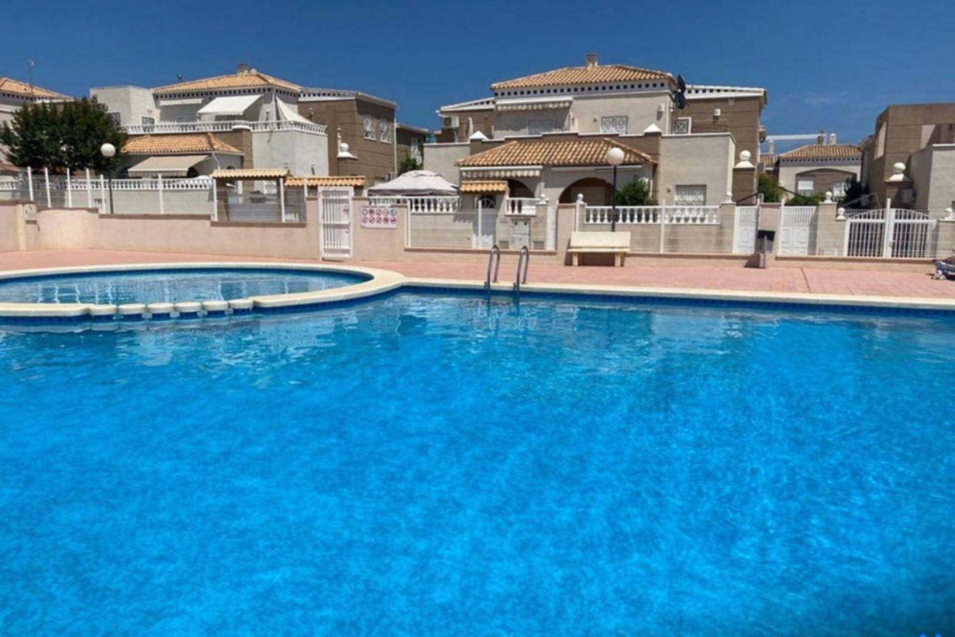 Aus zweiter Hand - Chalet -
Torrevieja - Torreblanca