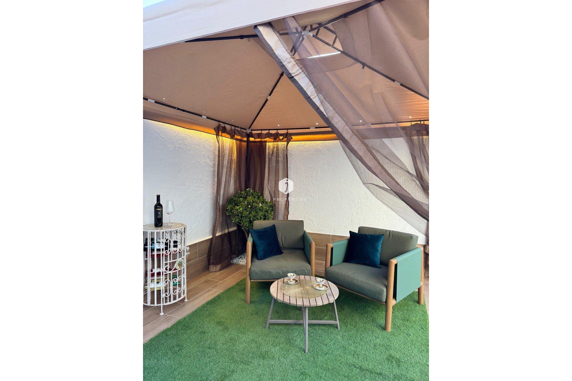 Aus zweiter Hand - Chalet -
Torrevieja - Torretas