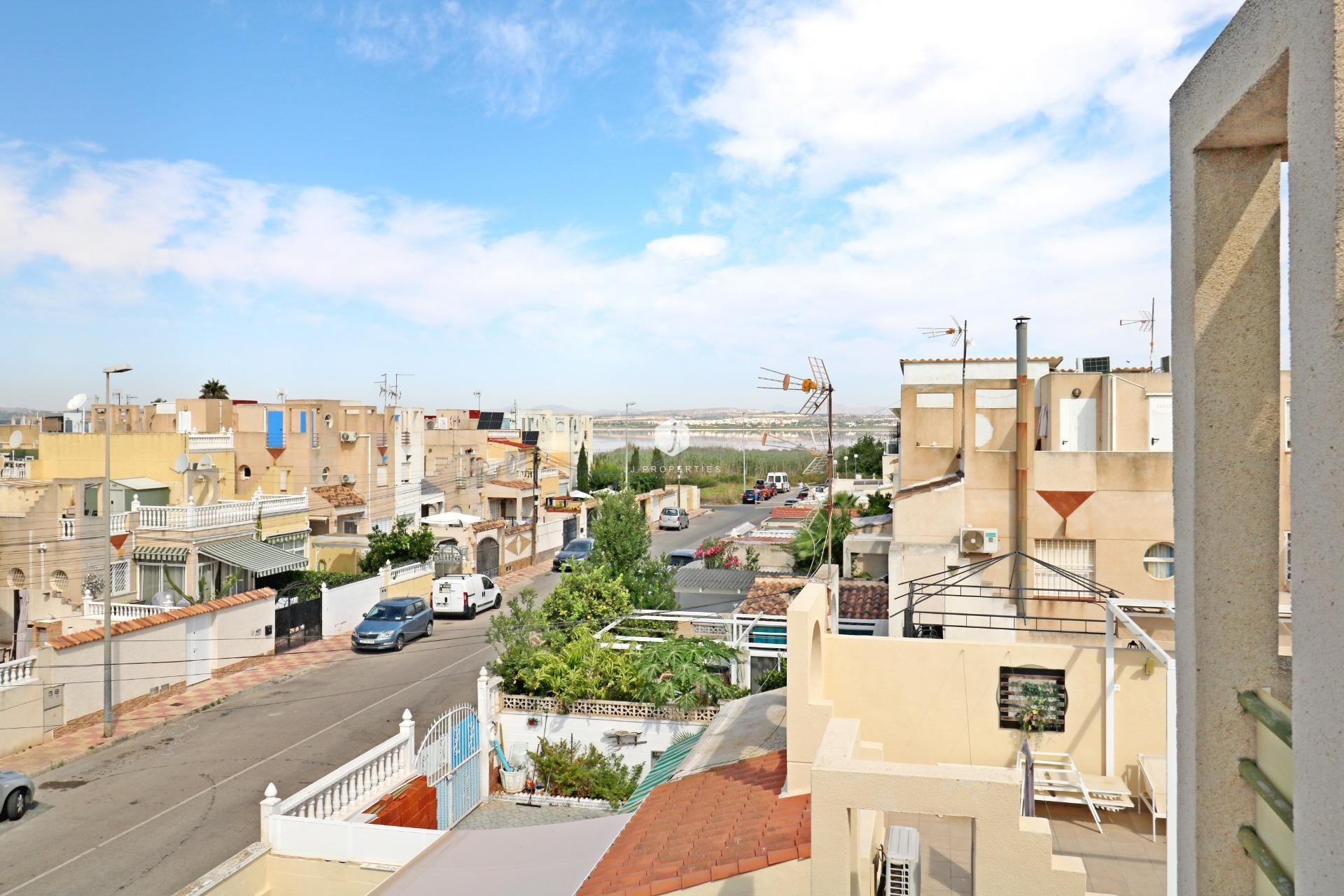 Aus zweiter Hand - Chalet -
Torrevieja - Torretas