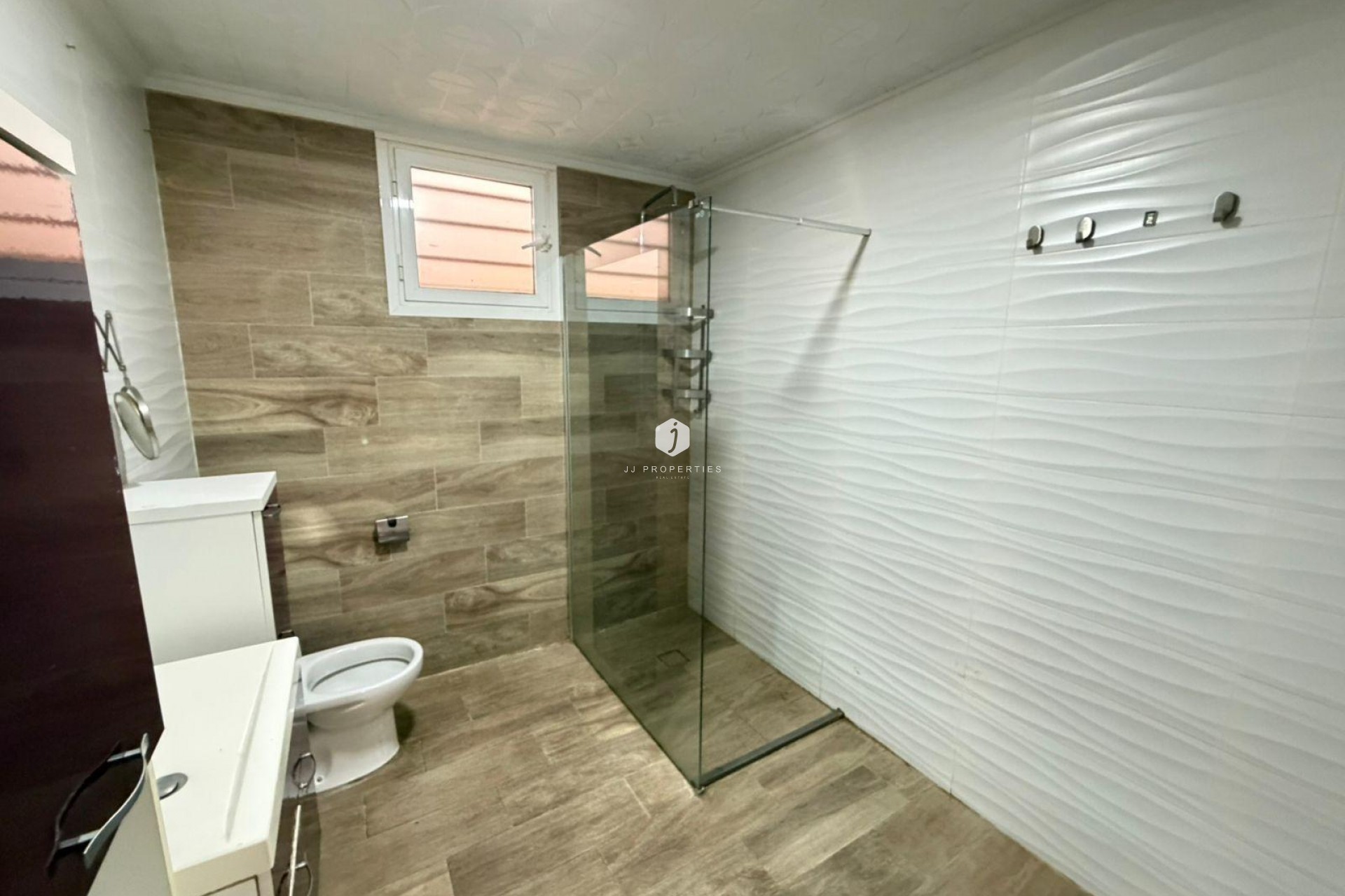 Aus zweiter Hand - Chalet -
Torrevieja