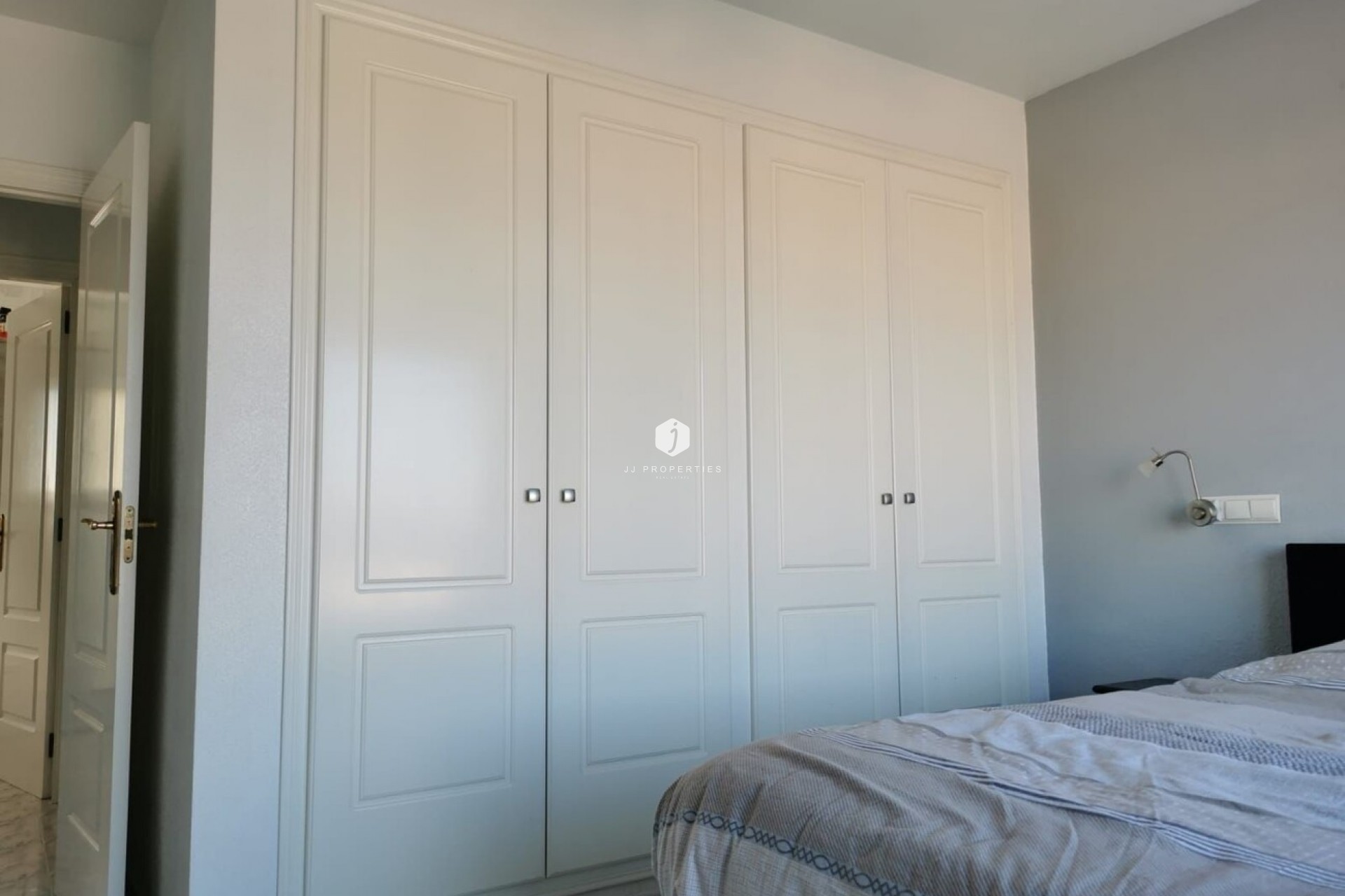 Aus zweiter Hand - Duplex -
Benijofar - Costa Blanca