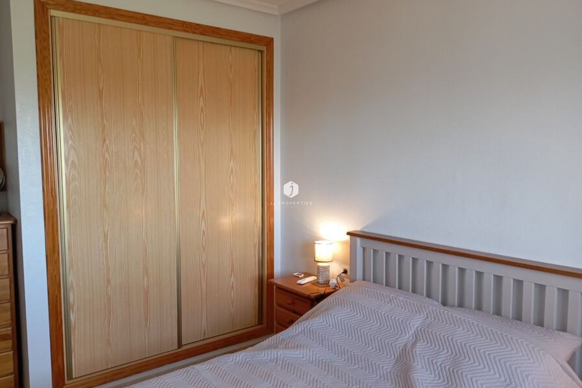 Aus zweiter Hand - Duplex -
Daya Vieja - Costa Blanca