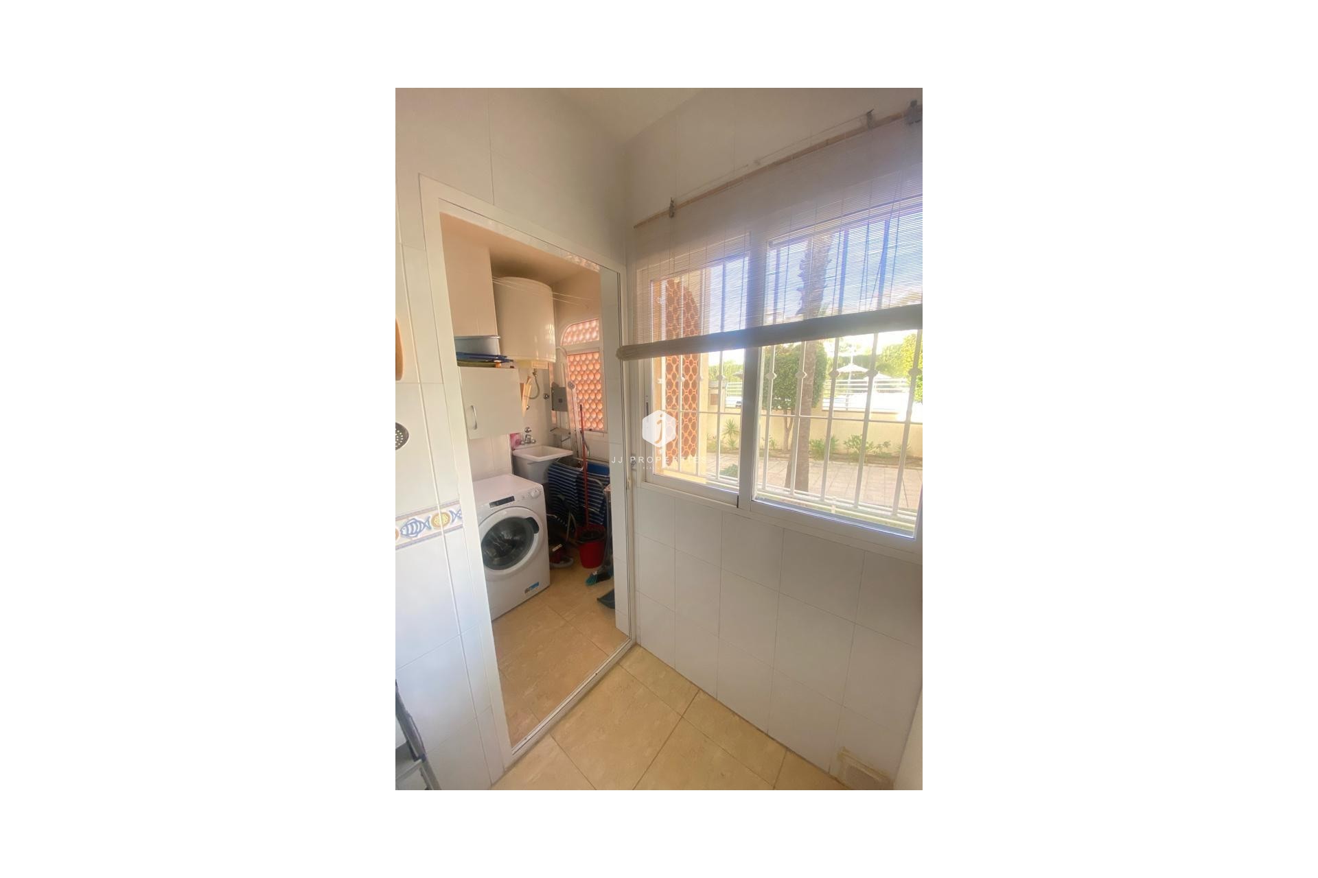 Aus zweiter Hand - Duplex -
Orihuela Costa - Campoamor