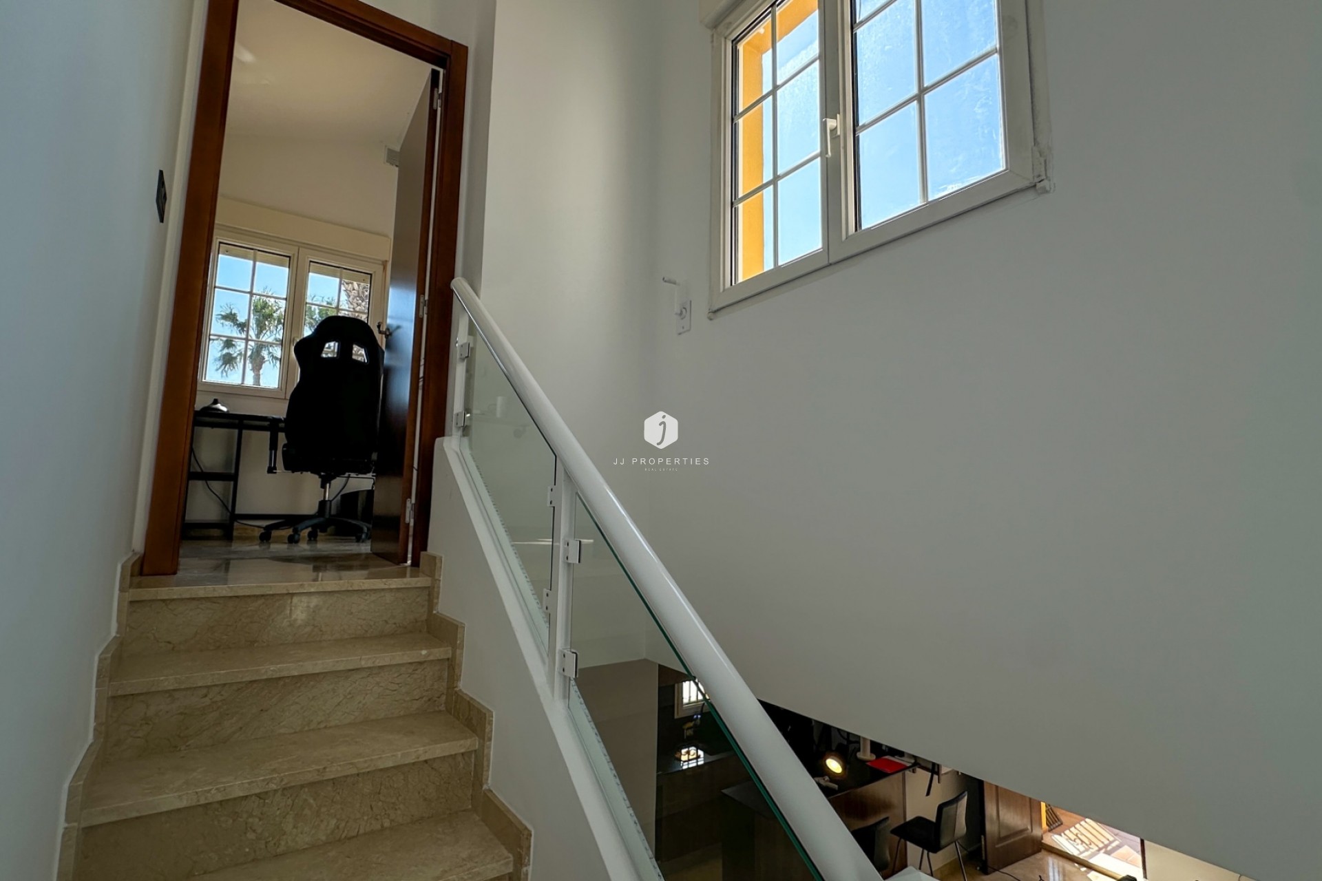 Aus zweiter Hand - Duplex -
Orihuela Costa - Costa Blanca