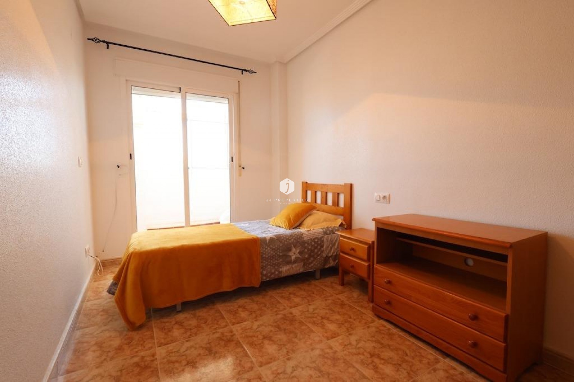 Aus zweiter Hand - Duplex -
Orihuela Costa - Costa Blanca