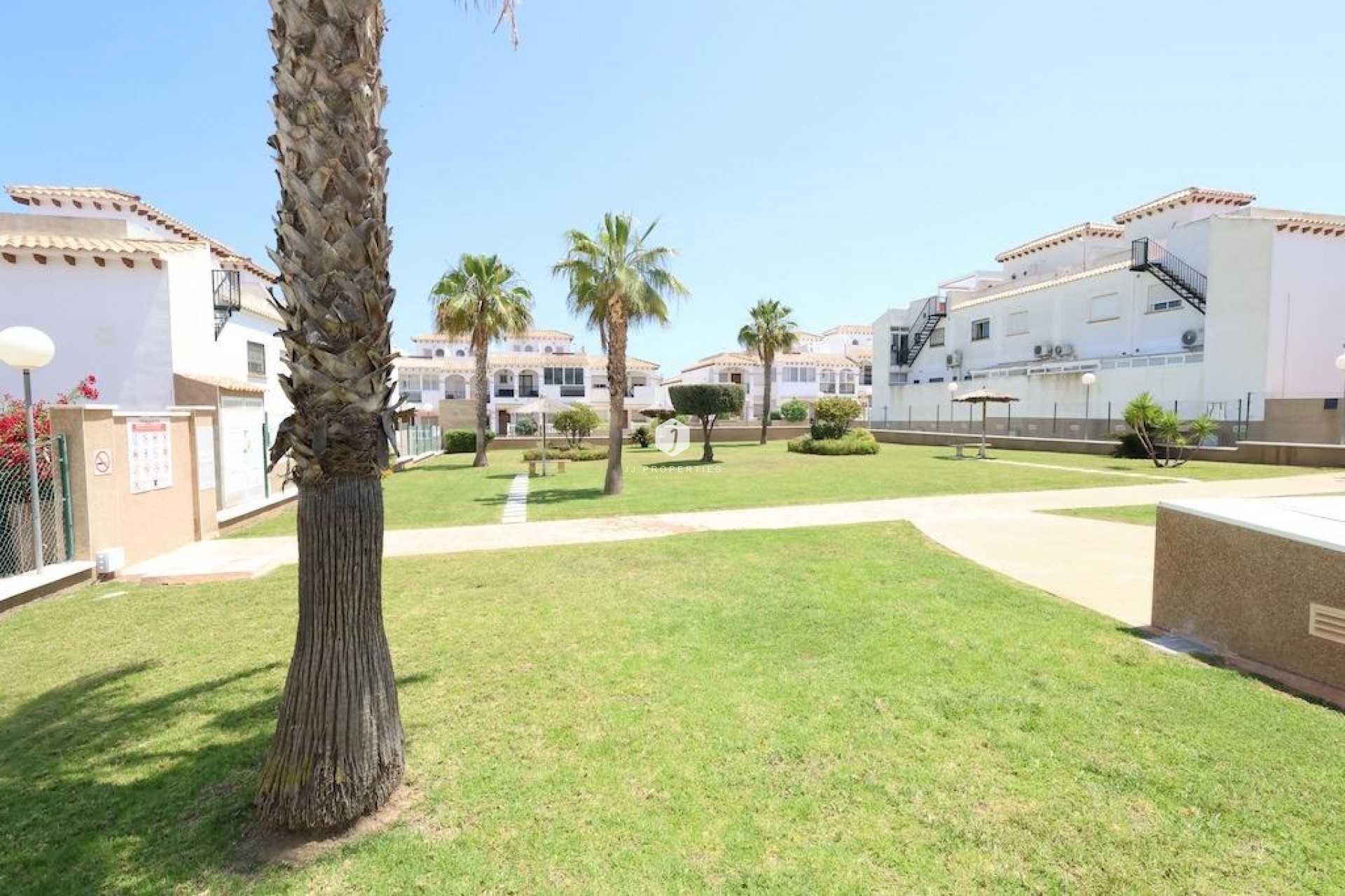 Aus zweiter Hand - Duplex -
Orihuela Costa - Costa Blanca