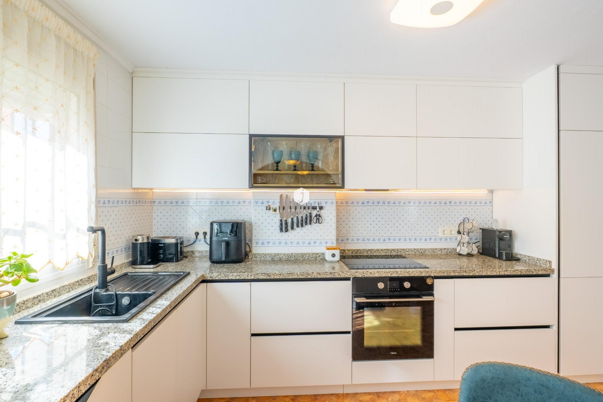 Aus zweiter Hand - Duplex -
Orihuela Costa - La Regia