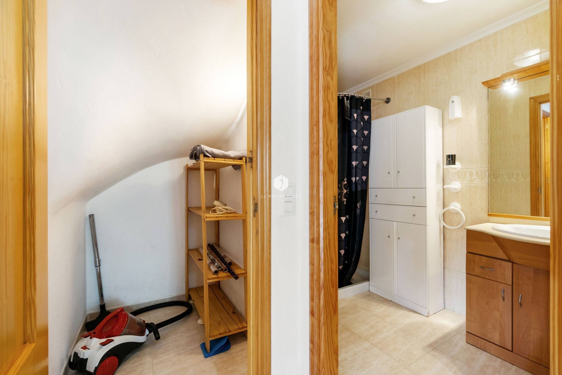 Aus zweiter Hand - Duplex -
Orihuela Costa - Playa Flamenca