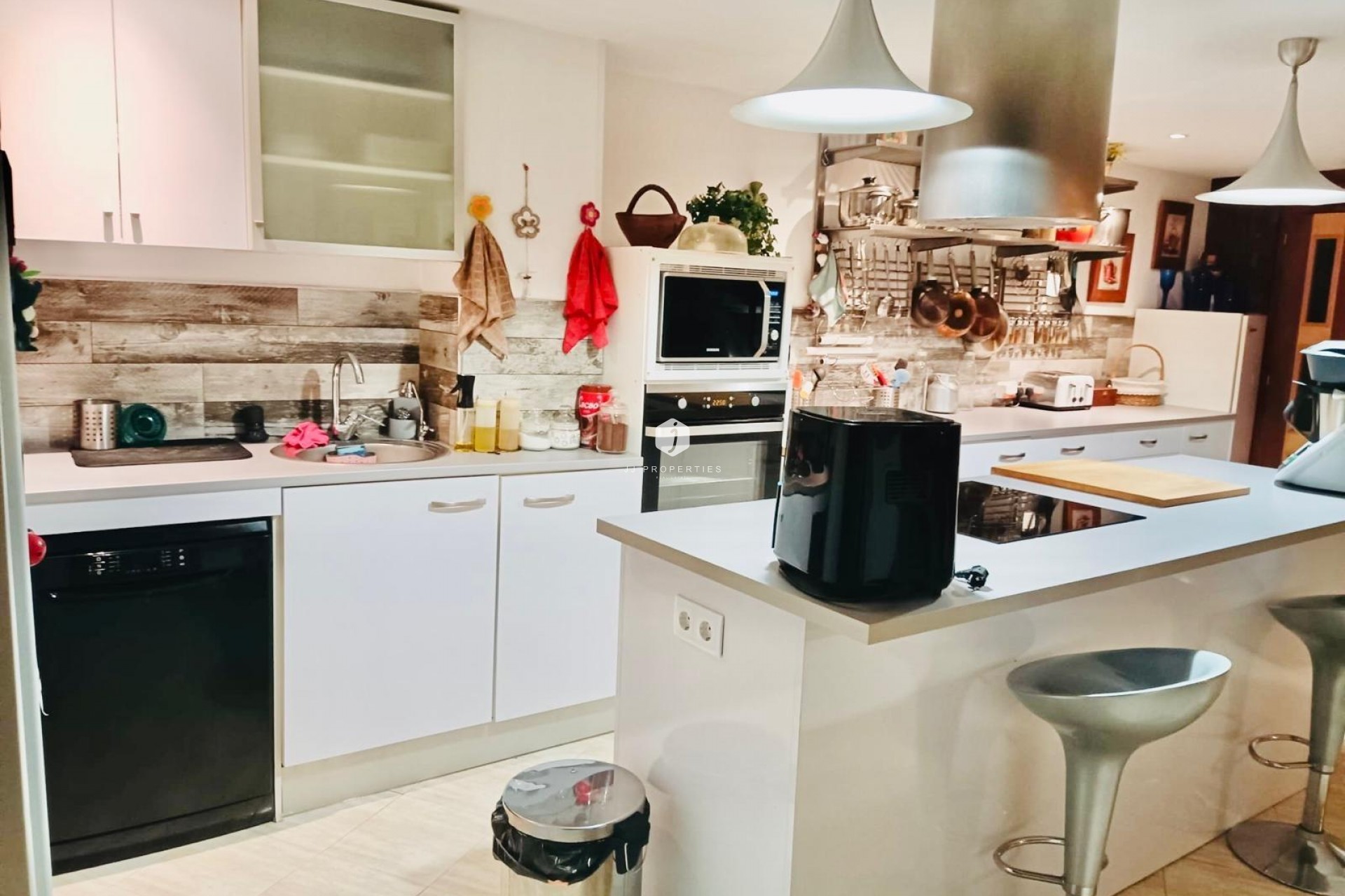 Aus zweiter Hand - Duplex -
Torrevieja - Acequion