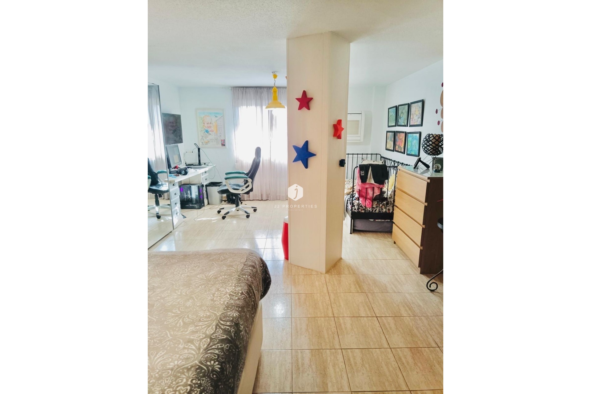 Aus zweiter Hand - Duplex -
Torrevieja - Acequion