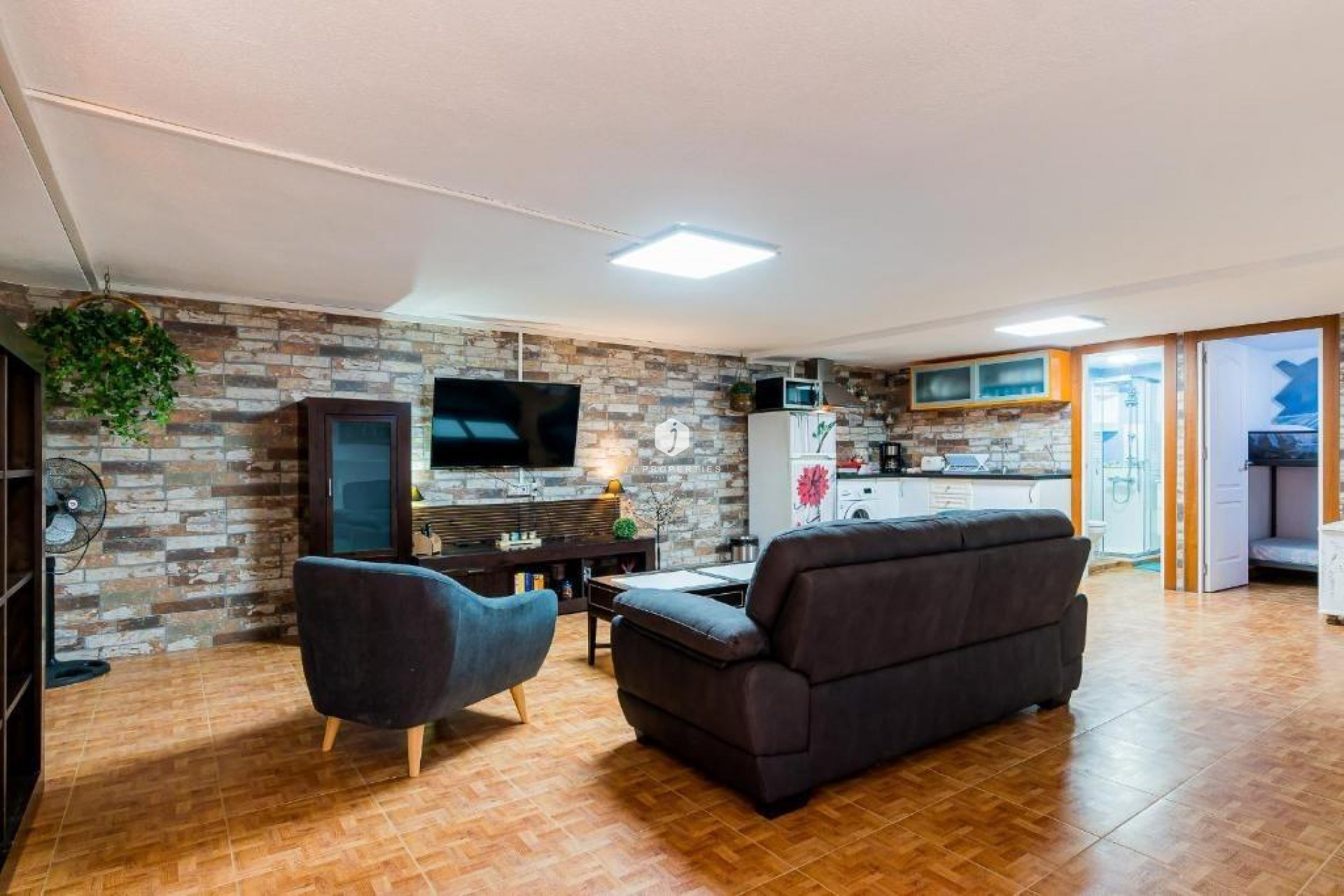Aus zweiter Hand - Duplex -
Torrevieja - Acequion