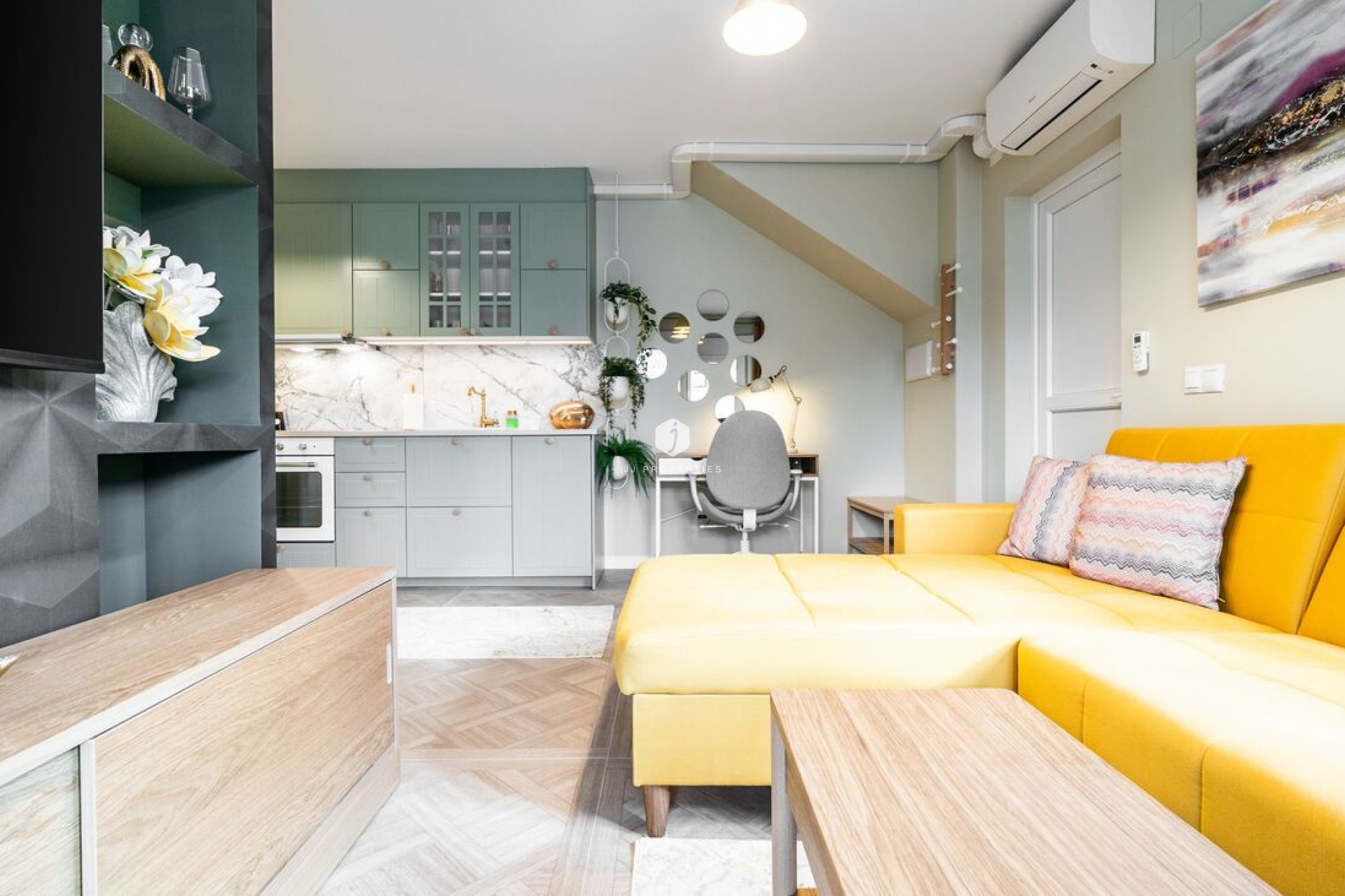 Aus zweiter Hand - Duplex -
Torrevieja - Costa Blanca