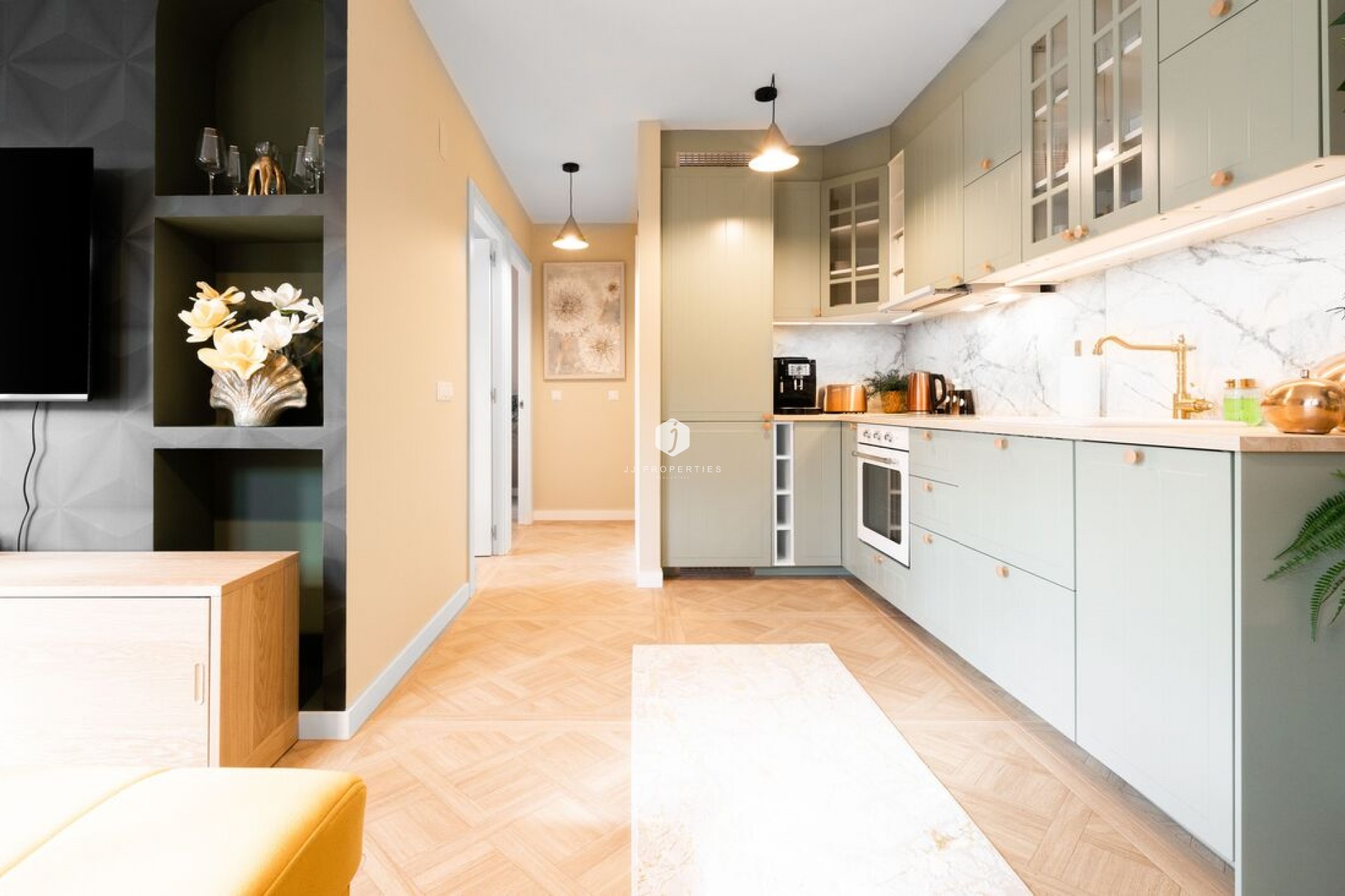 Aus zweiter Hand - Duplex -
Torrevieja - Costa Blanca