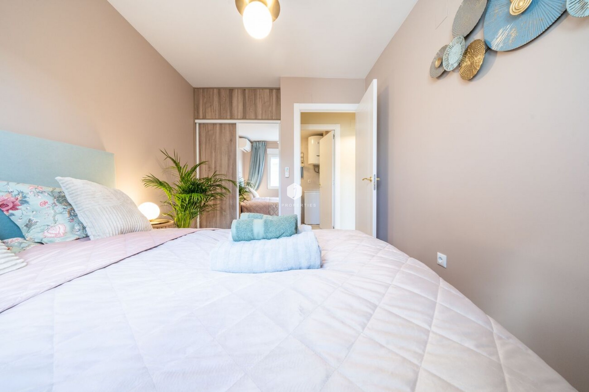 Aus zweiter Hand - Duplex -
Torrevieja - Costa Blanca