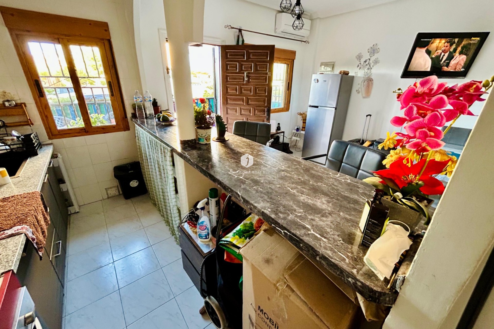 Aus zweiter Hand - Duplex -
Torrevieja - Costa Blanca