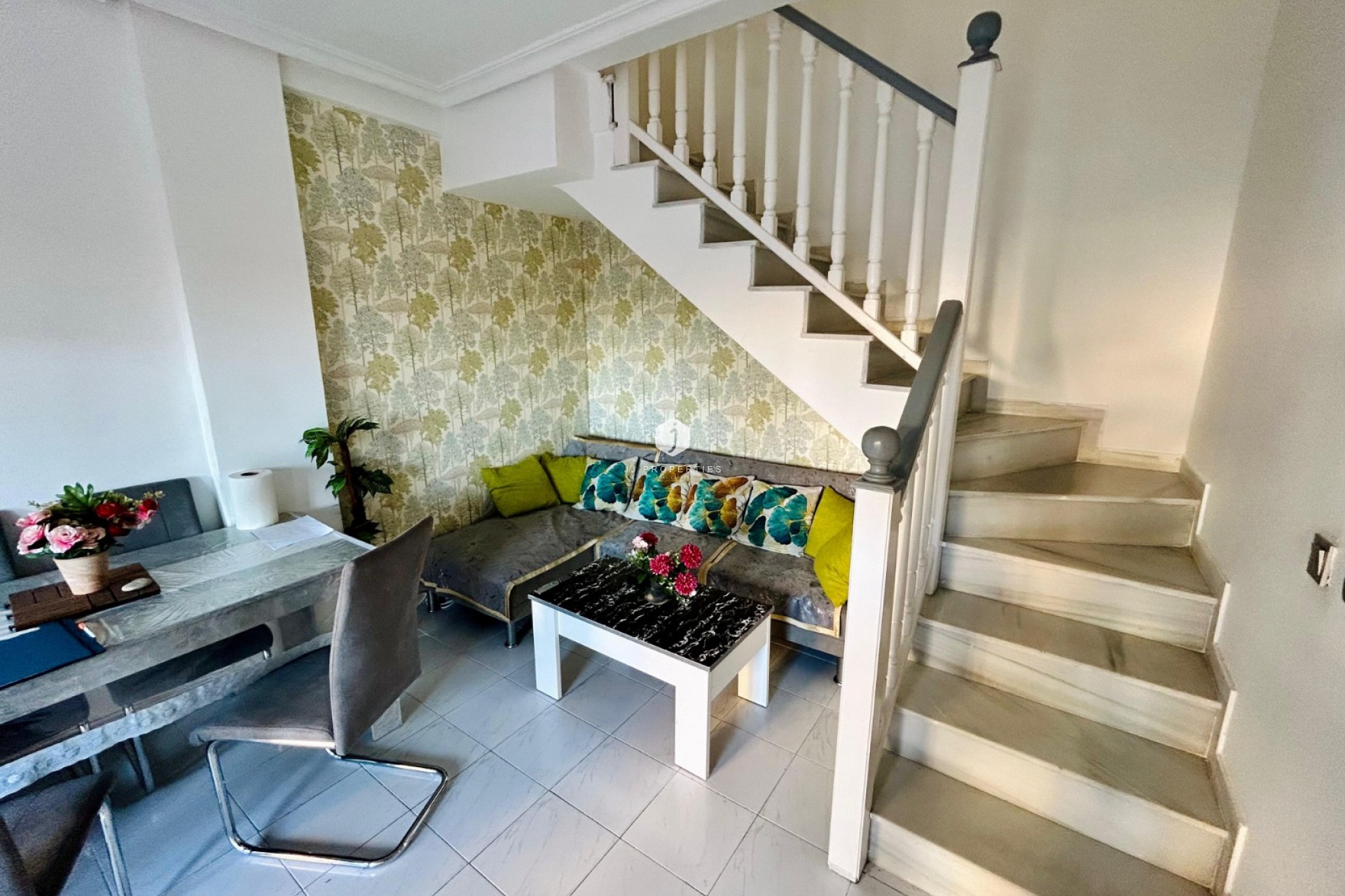 Aus zweiter Hand - Duplex -
Torrevieja - Costa Blanca