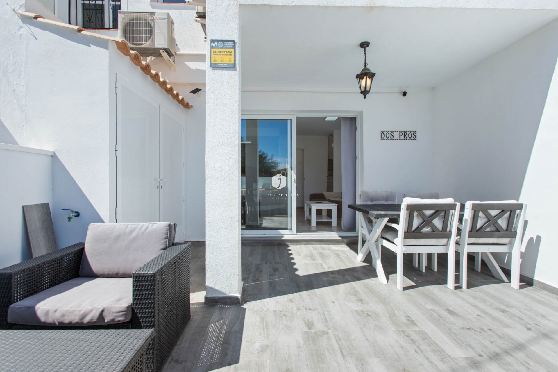 Aus zweiter Hand - Duplex -
Torrevieja - Costa Blanca