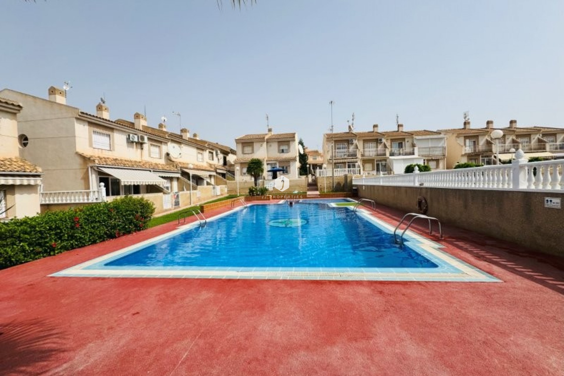 Aus zweiter Hand - Duplex -
Torrevieja - Costa Blanca