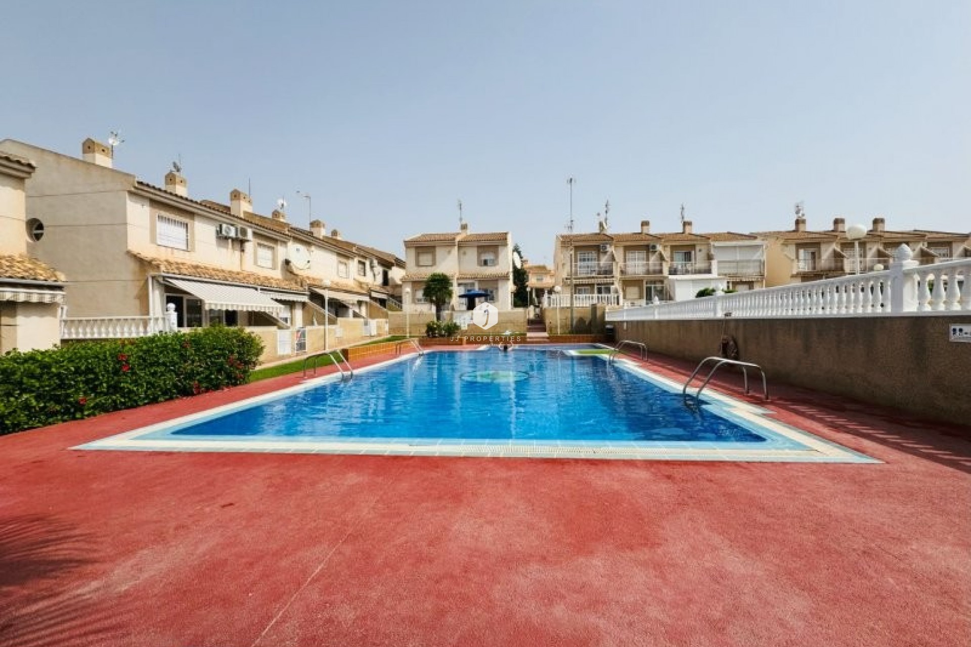 Aus zweiter Hand - Duplex -
Torrevieja - Costa Blanca