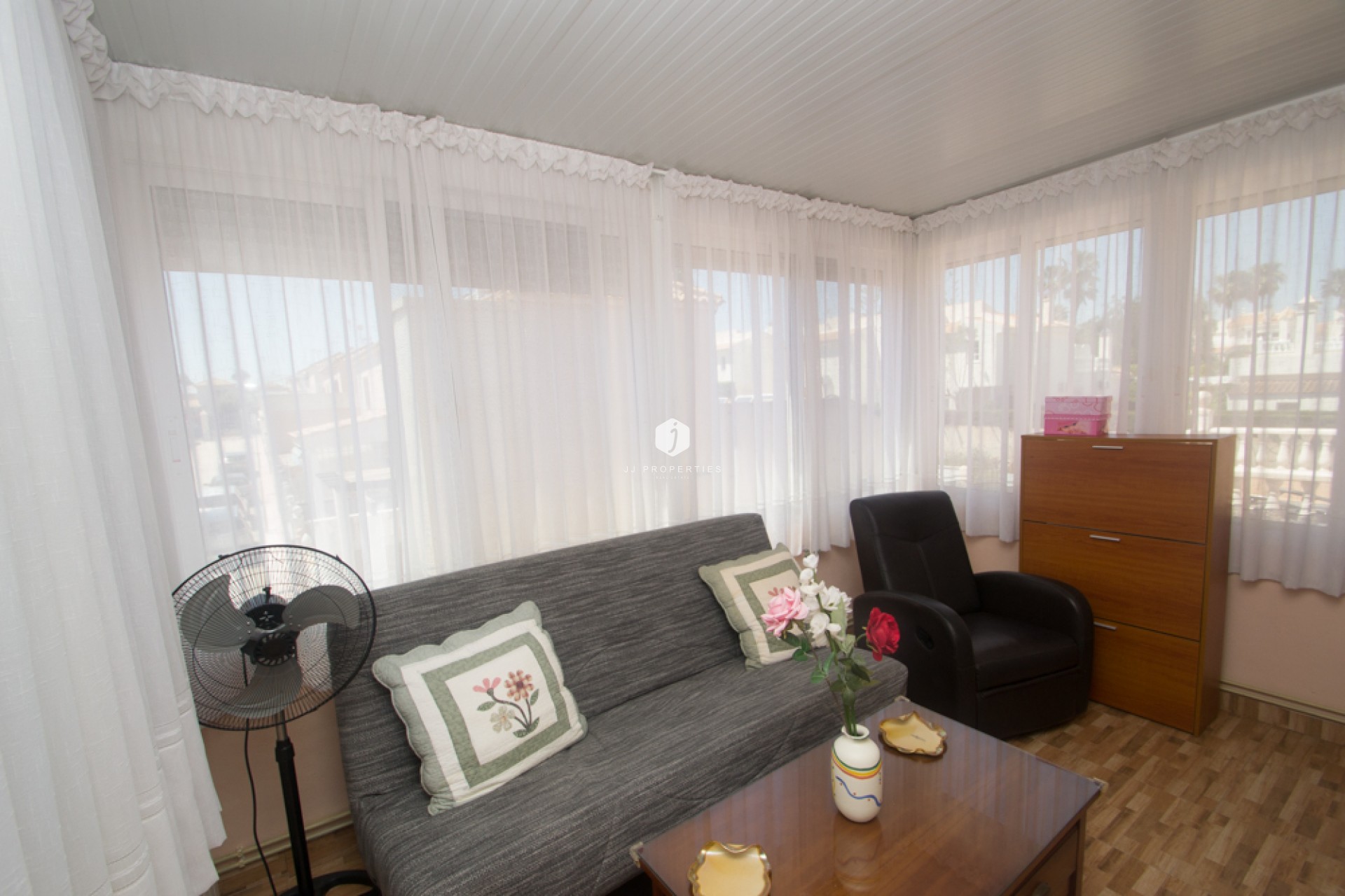 Aus zweiter Hand - Duplex -
Torrevieja - Costa Blanca