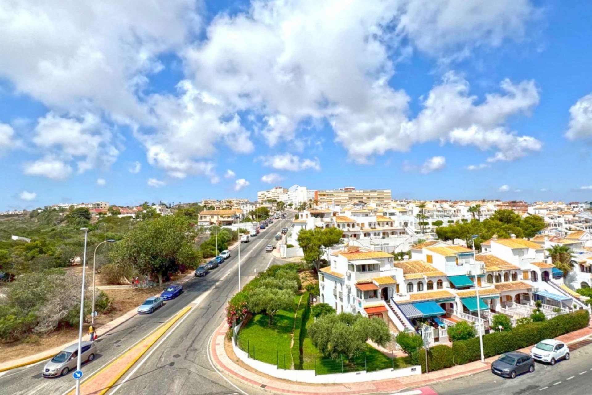 Aus zweiter Hand - Duplex -
Torrevieja - Costa Blanca