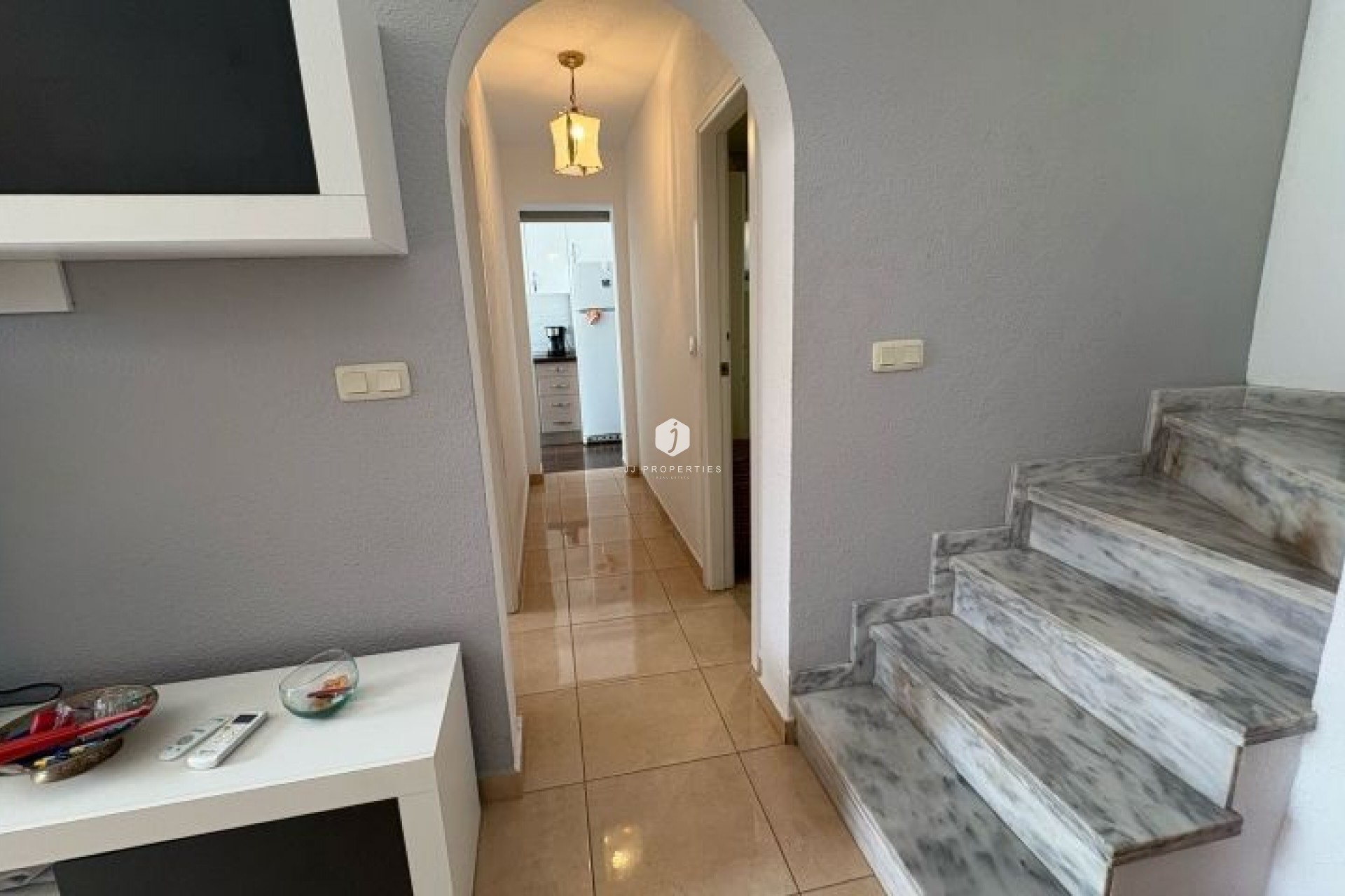 Aus zweiter Hand - Duplex -
Torrevieja - Costa Blanca