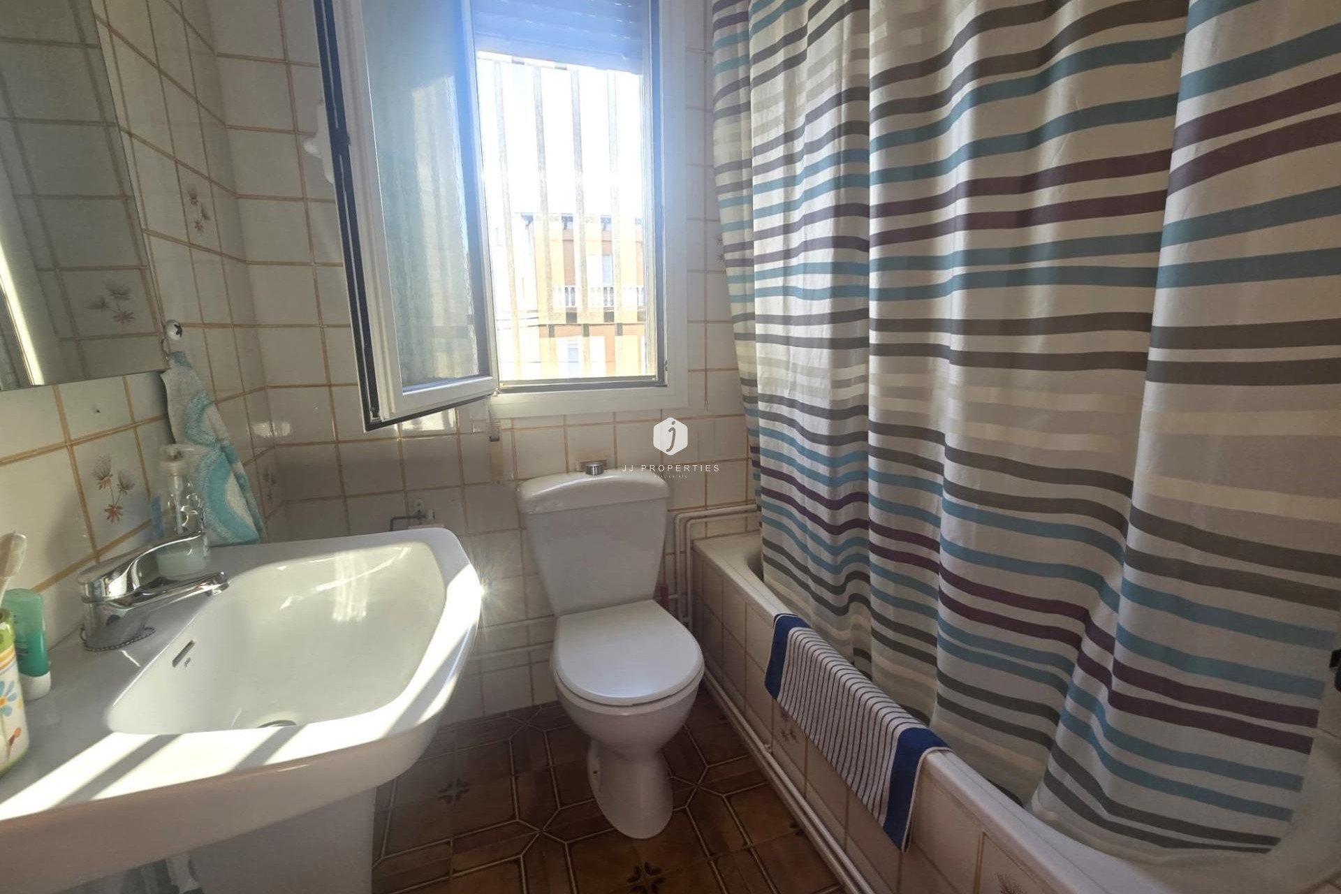 Aus zweiter Hand - Duplex -
Torrevieja - Habaneras