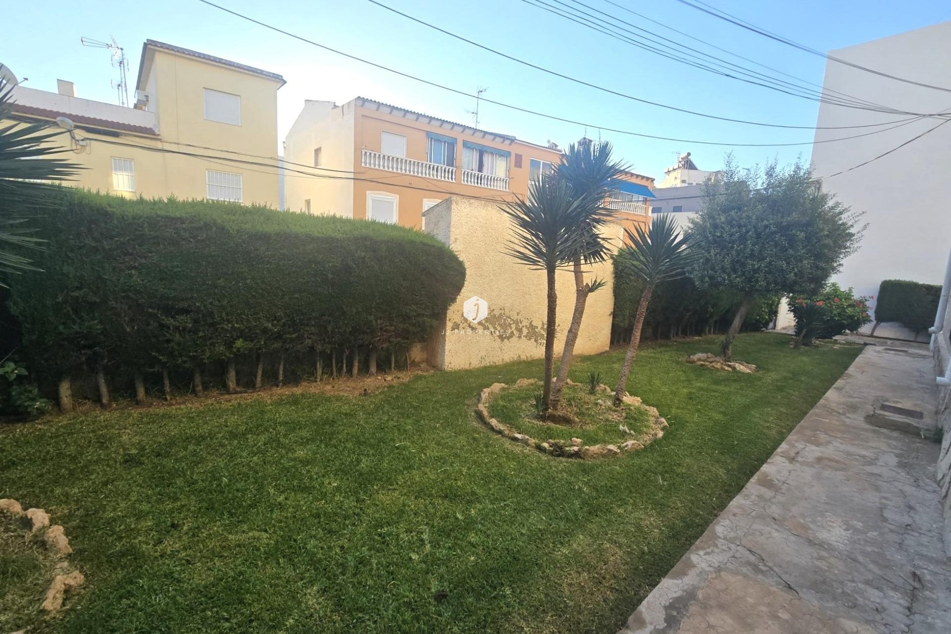 Aus zweiter Hand - Duplex -
Torrevieja - Habaneras