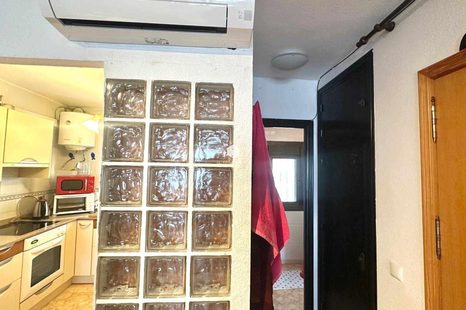 Aus zweiter Hand - Duplex -
Torrevieja - La Mata