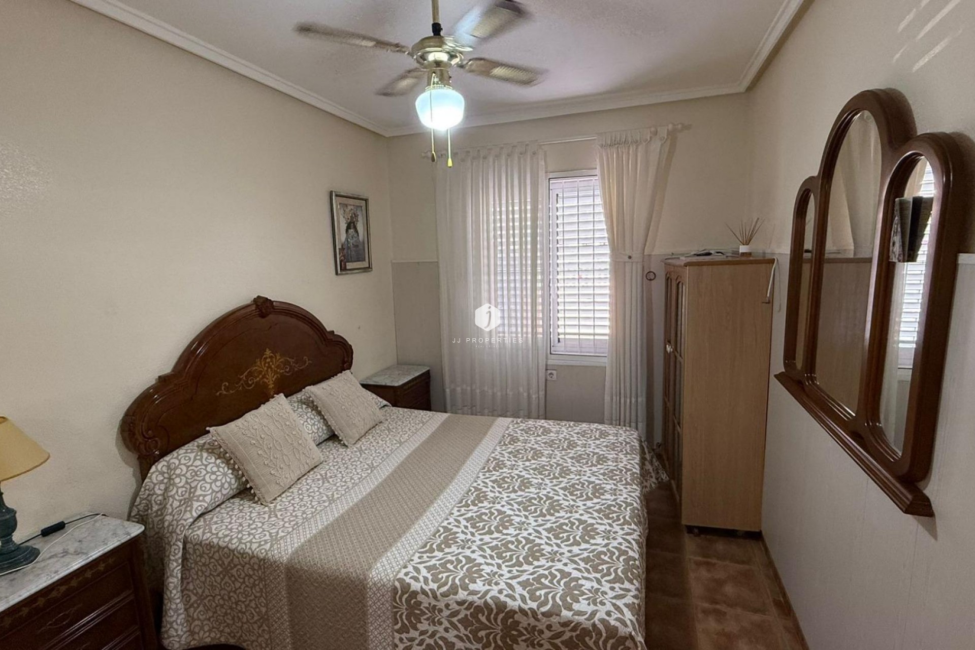 Aus zweiter Hand - Duplex -
Torrevieja - Los Frutales