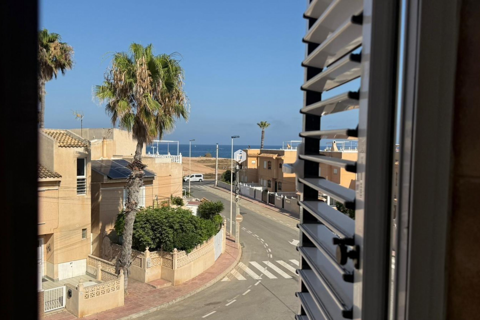 Aus zweiter Hand - Duplex -
Torrevieja - Los Frutales