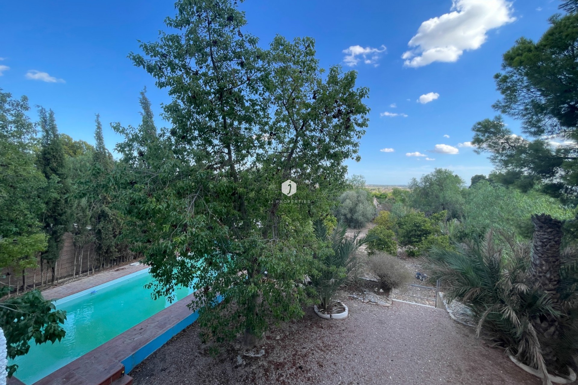 Aus zweiter Hand - Landgut -
Albatera - Inland