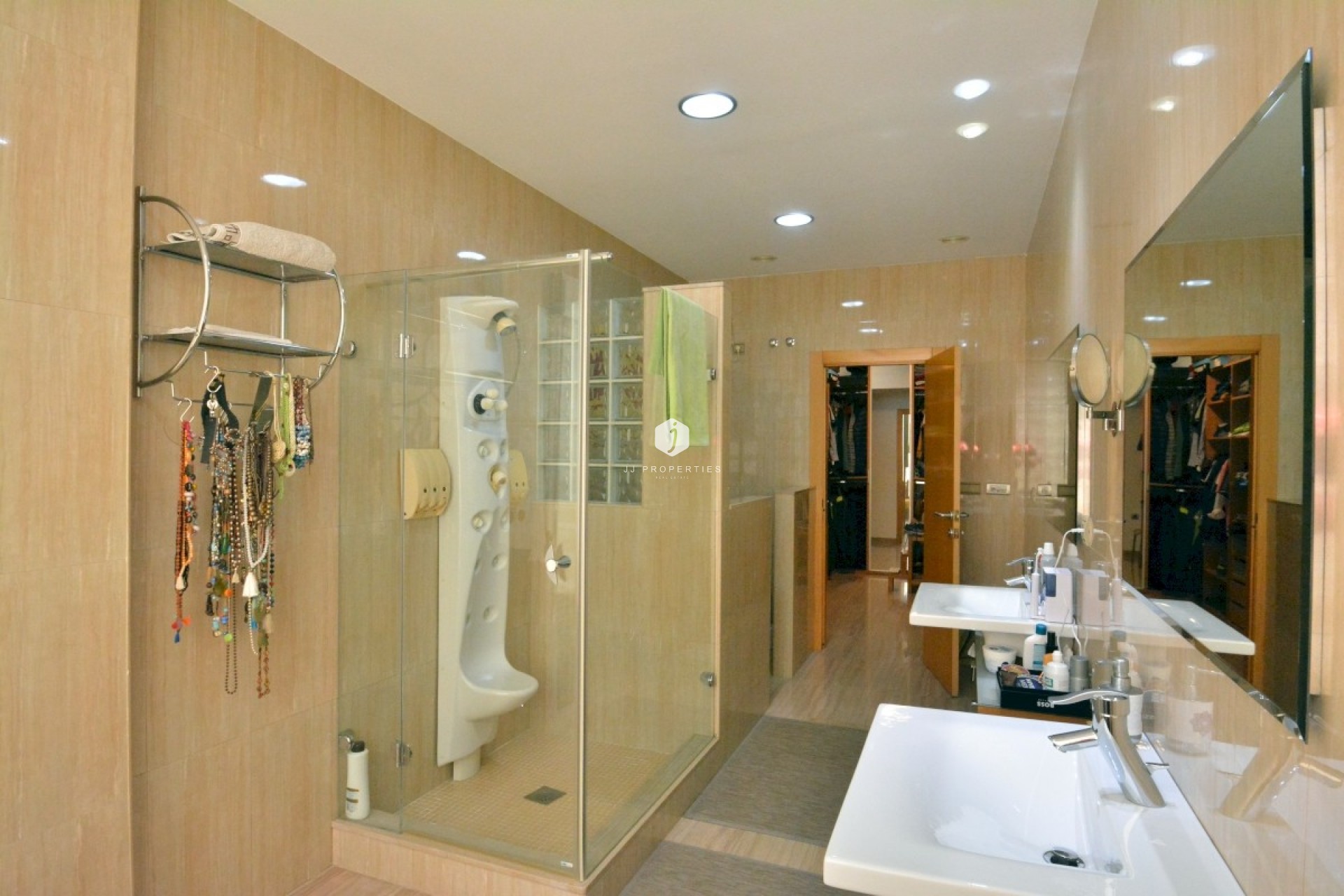 Aus zweiter Hand - Landgut -
Almoradí - Inland