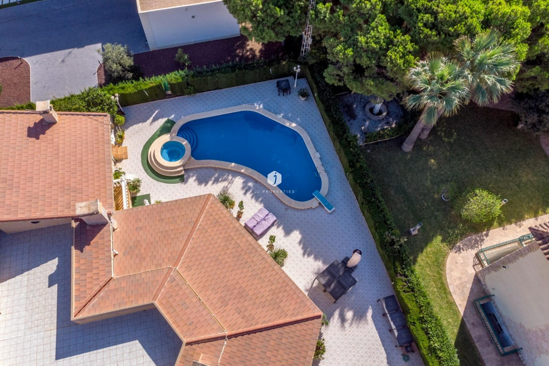 Aus zweiter Hand - Luxuriöse Villa -
Orihuela Costa - Cabo Roig